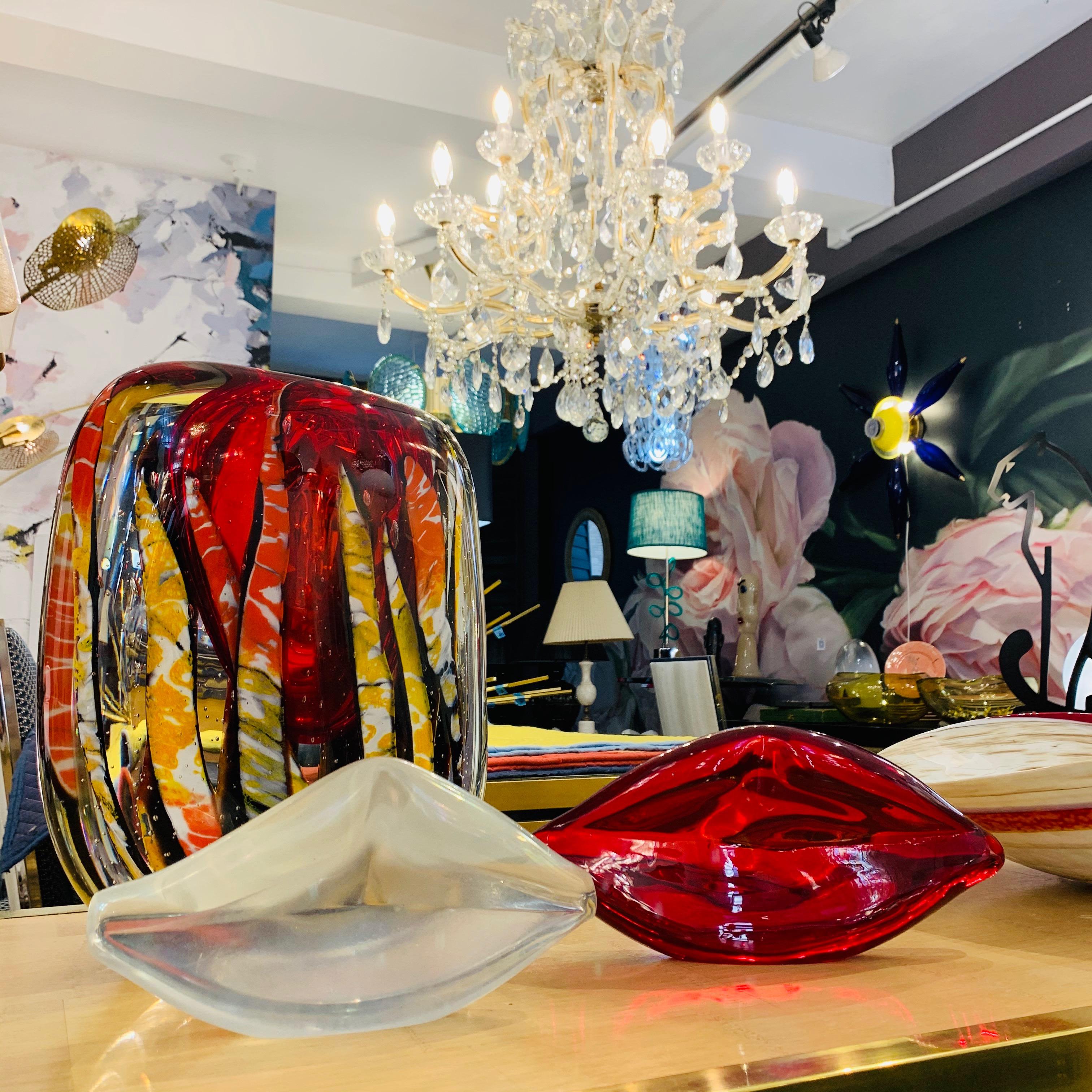 Organic Modern Contemporary Italian Crystal Murano Glass Lips Decorative Art Modern Sculpture