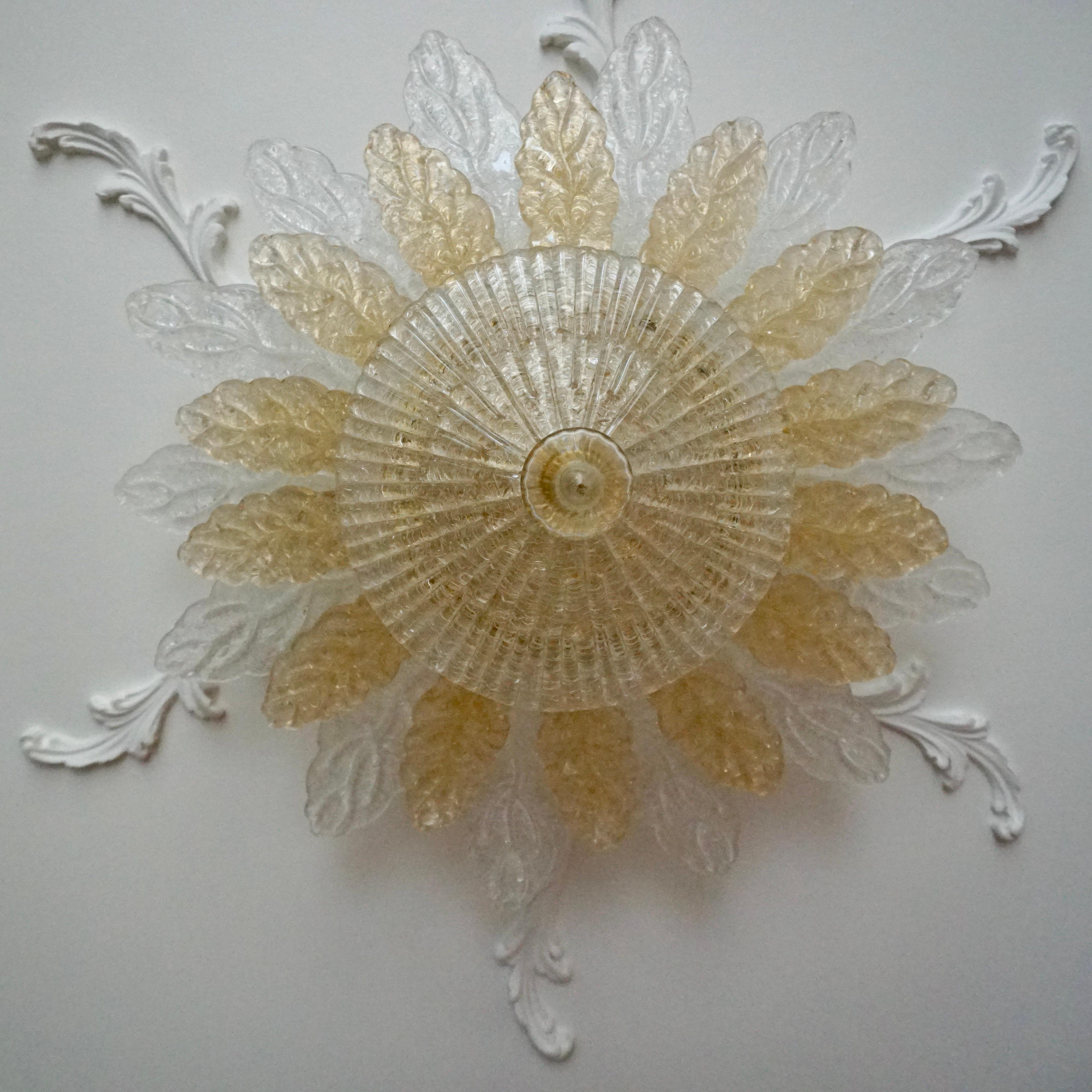 Contemporary Italian Custom Amber Textured Murano Glass Flower Flush Mount In Good Condition For Sale In Antwerp, BE