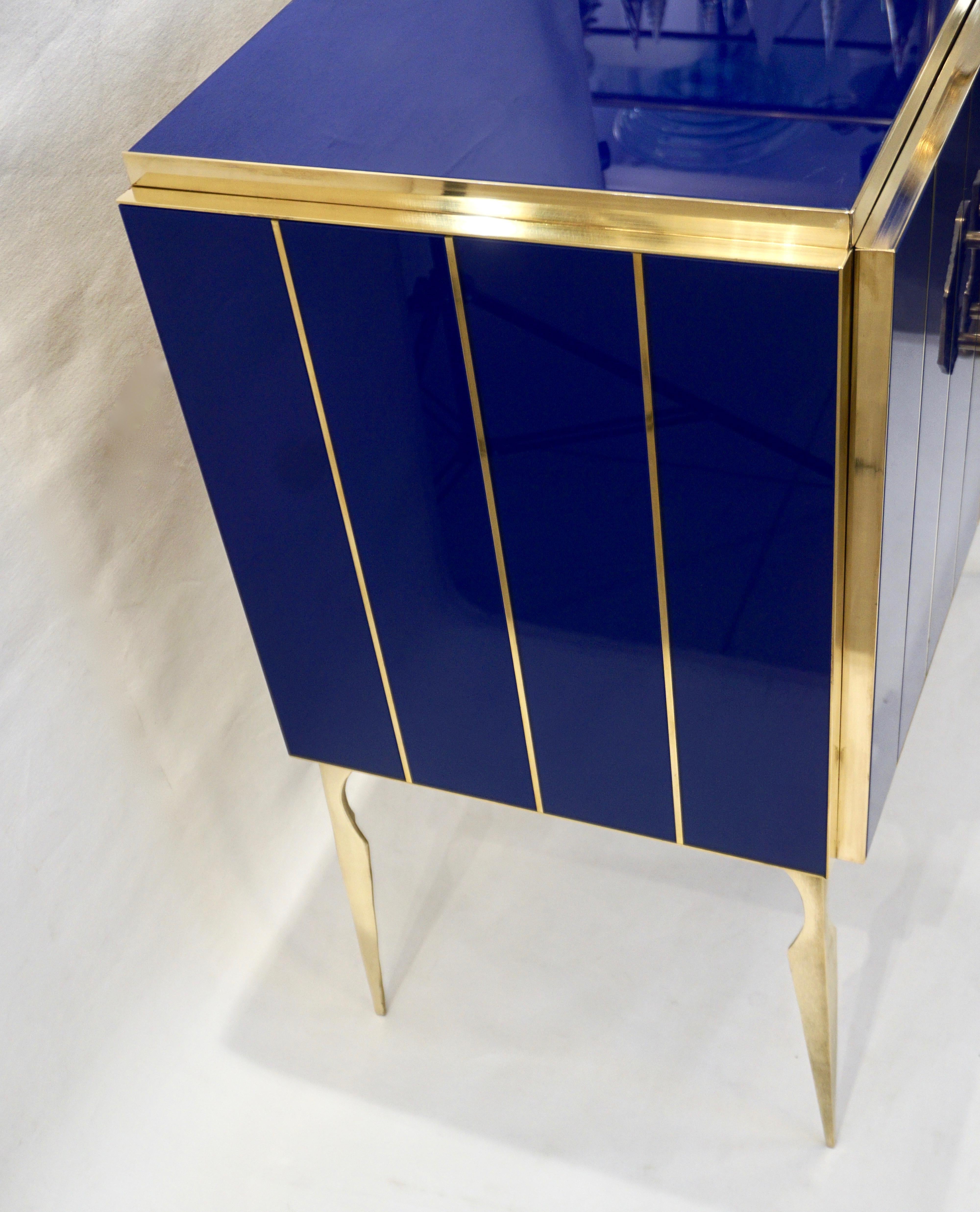 Contemporary Italian Custom Art Deco Style Royal Blue Glass Modern Cabinet /Bar In New Condition For Sale In New York, NY