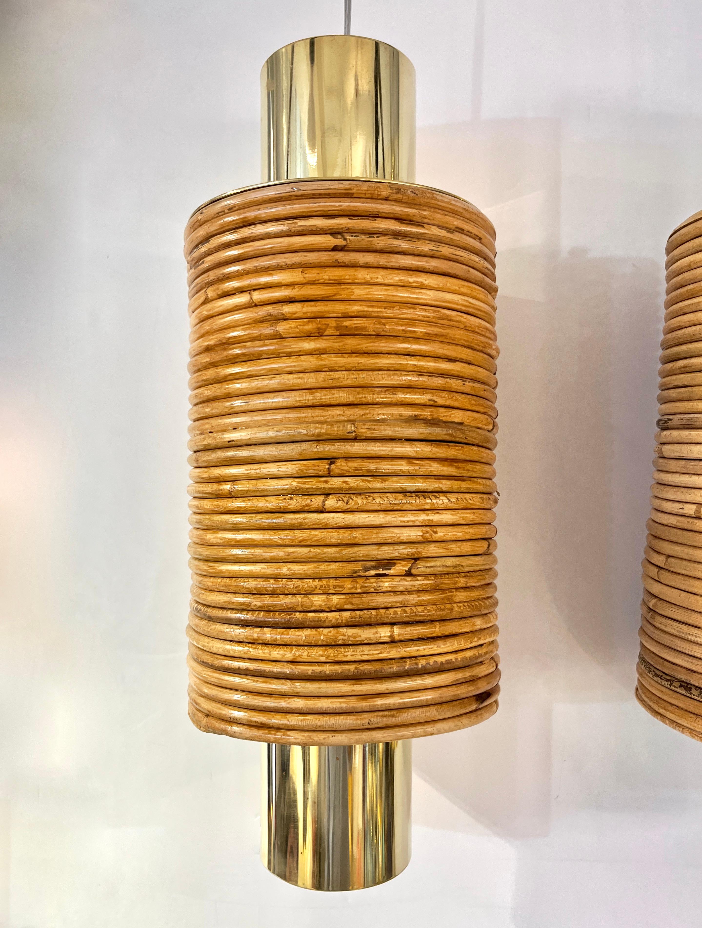 Contemporary Italian Customizable Circular Rattan Brass Pendant/Chandelier For Sale 12