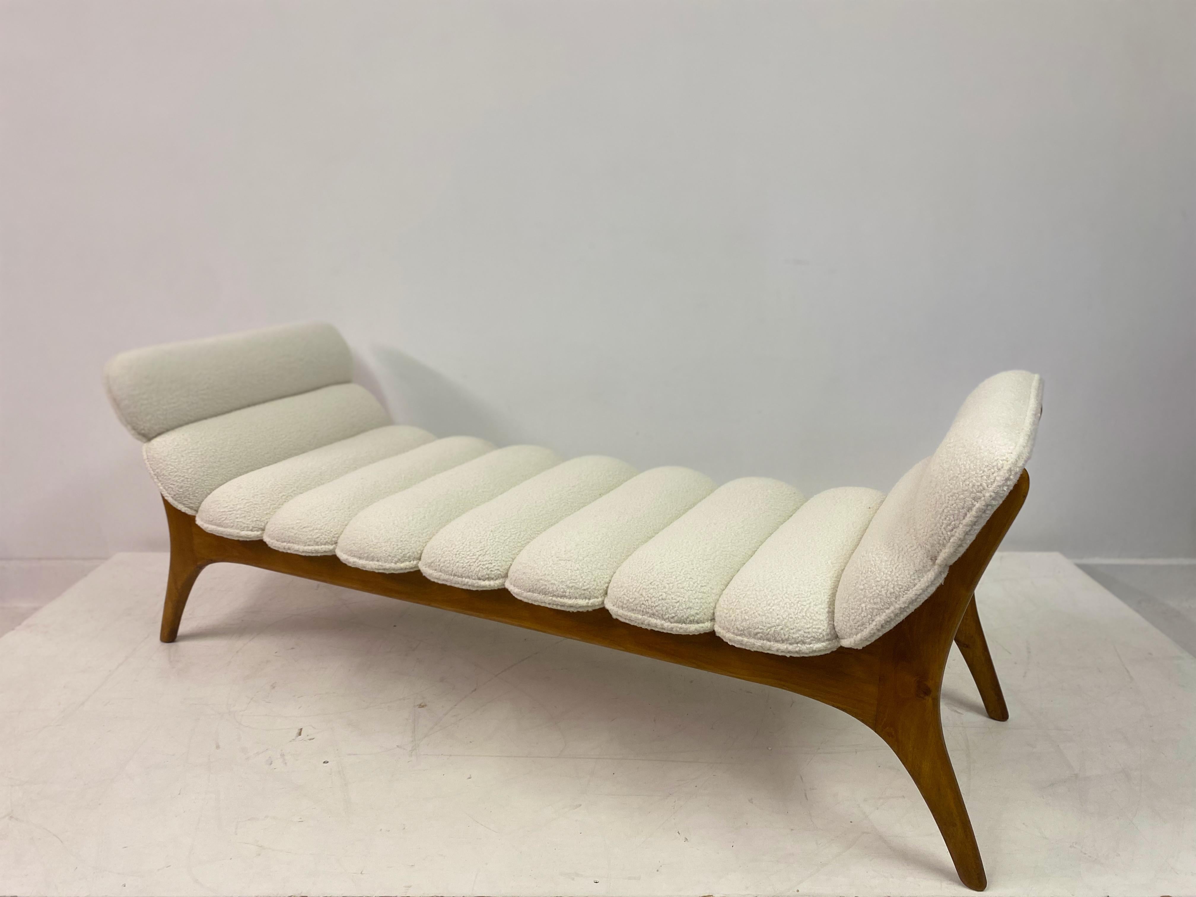 Contemporary Italian Daybed in Boucle 3