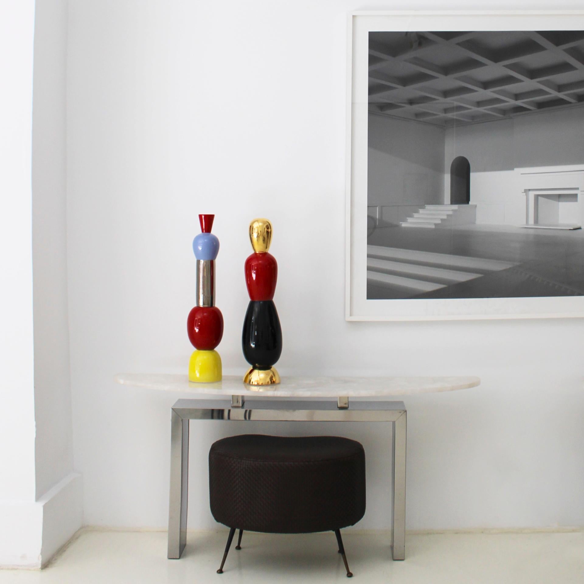Table console contemporaine italienne Demilune en quartz blanc et base en acier en vente 2