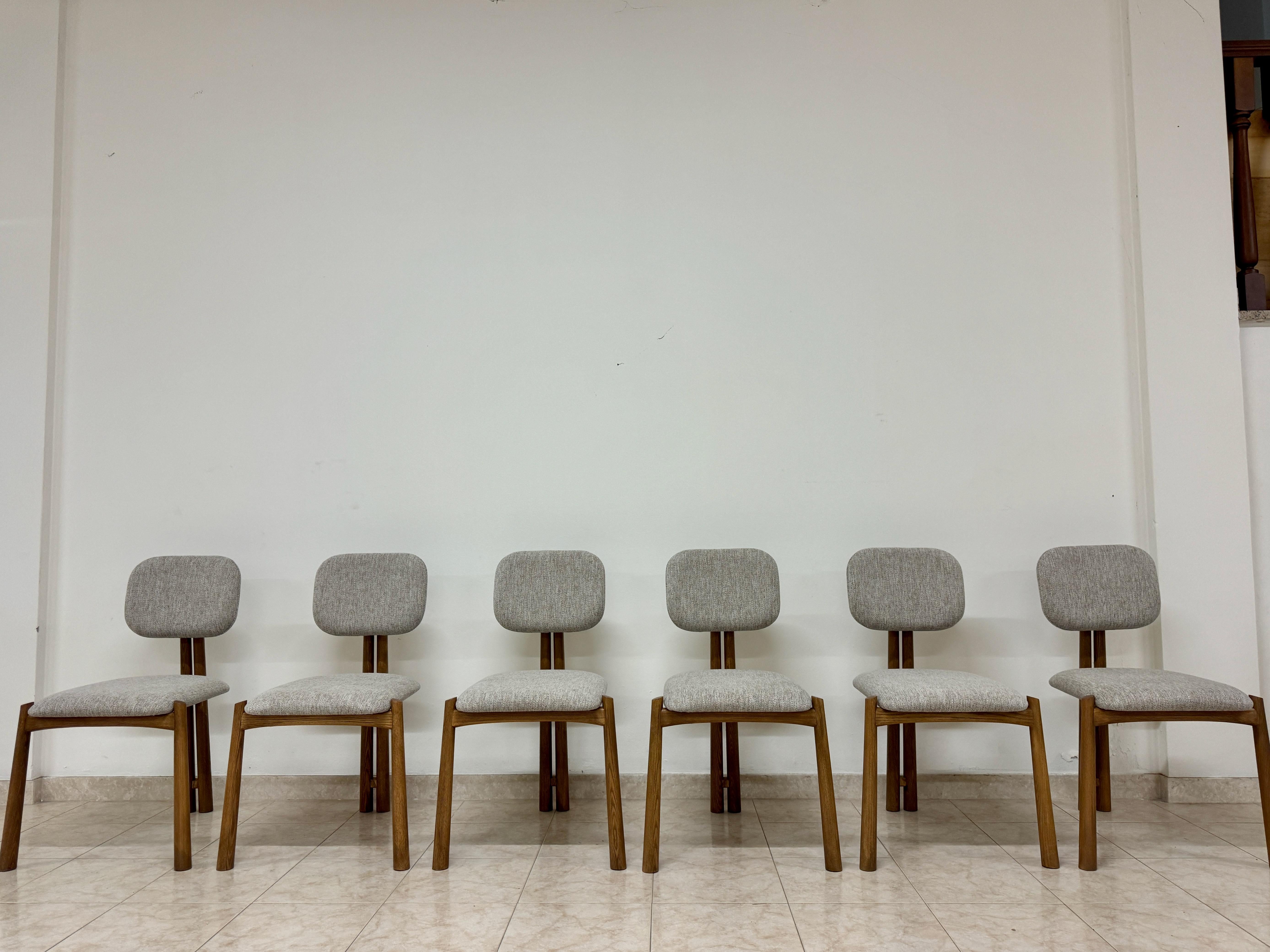 Mid-Century Modern Contemporary Italian Dining Chairs For Sale