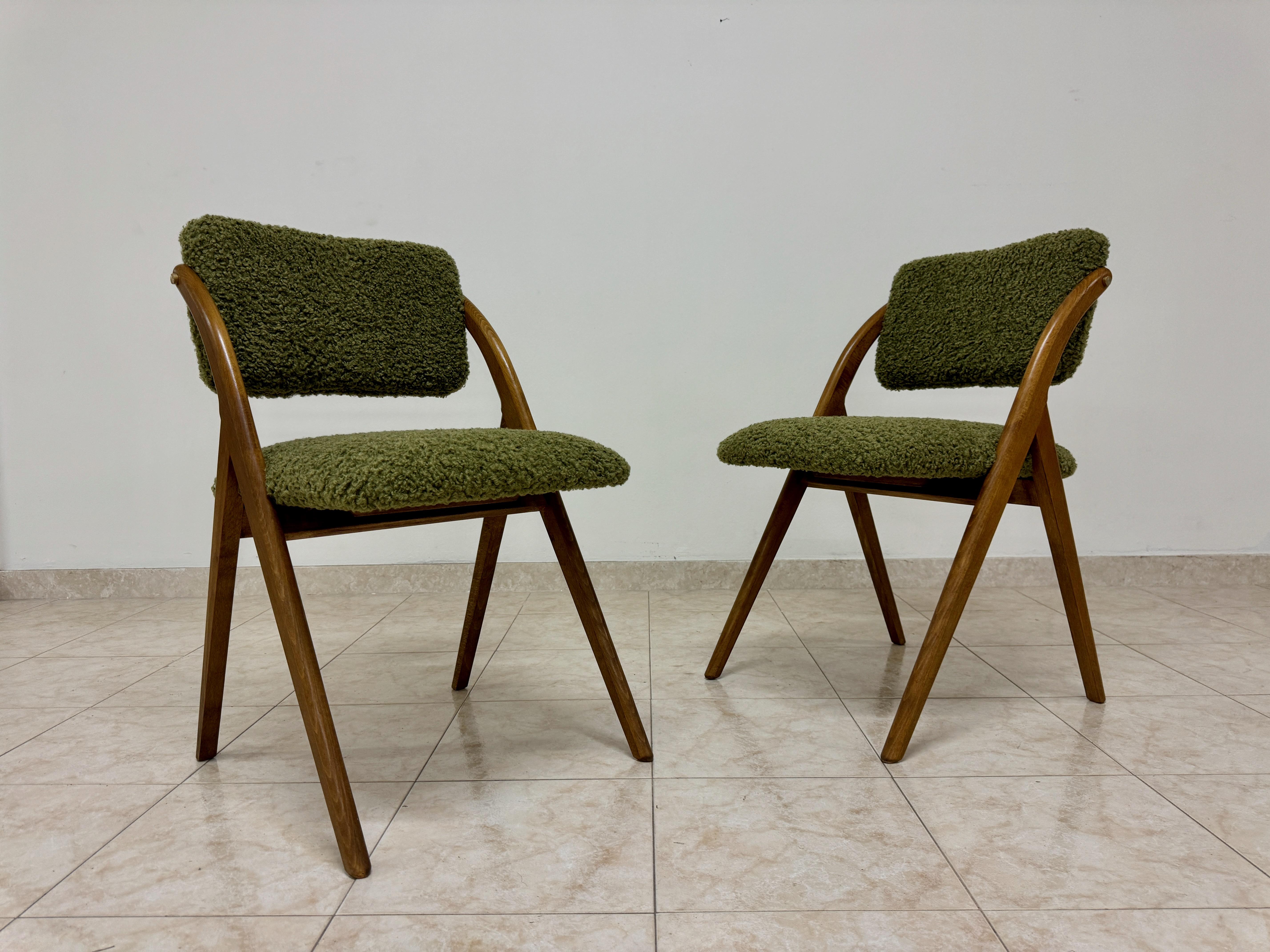 Contemporary Italian Dining Chairs in a Mid Century Style For Sale 9