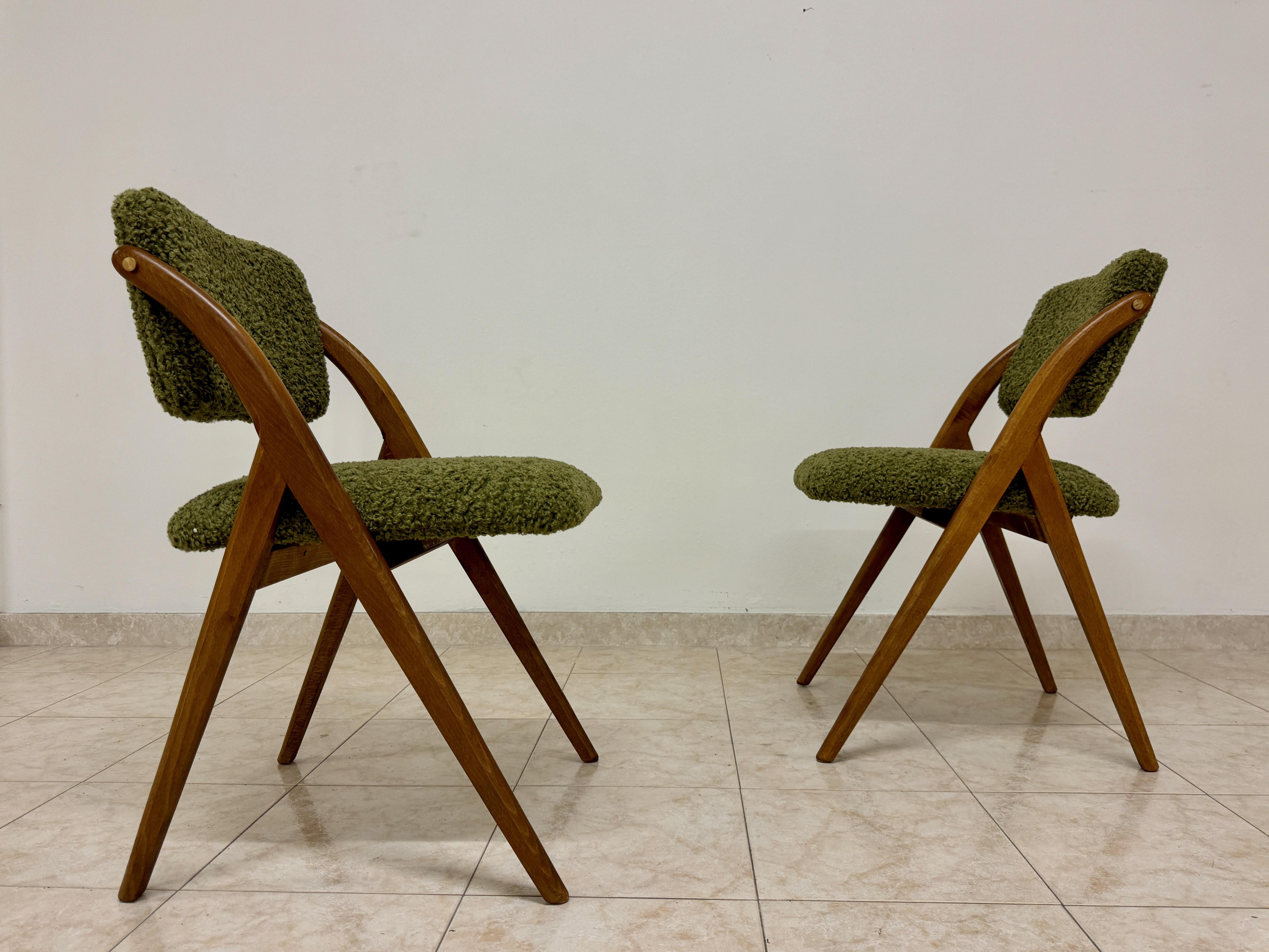 Contemporary Italian Dining Chairs in a Mid Century Style For Sale 12