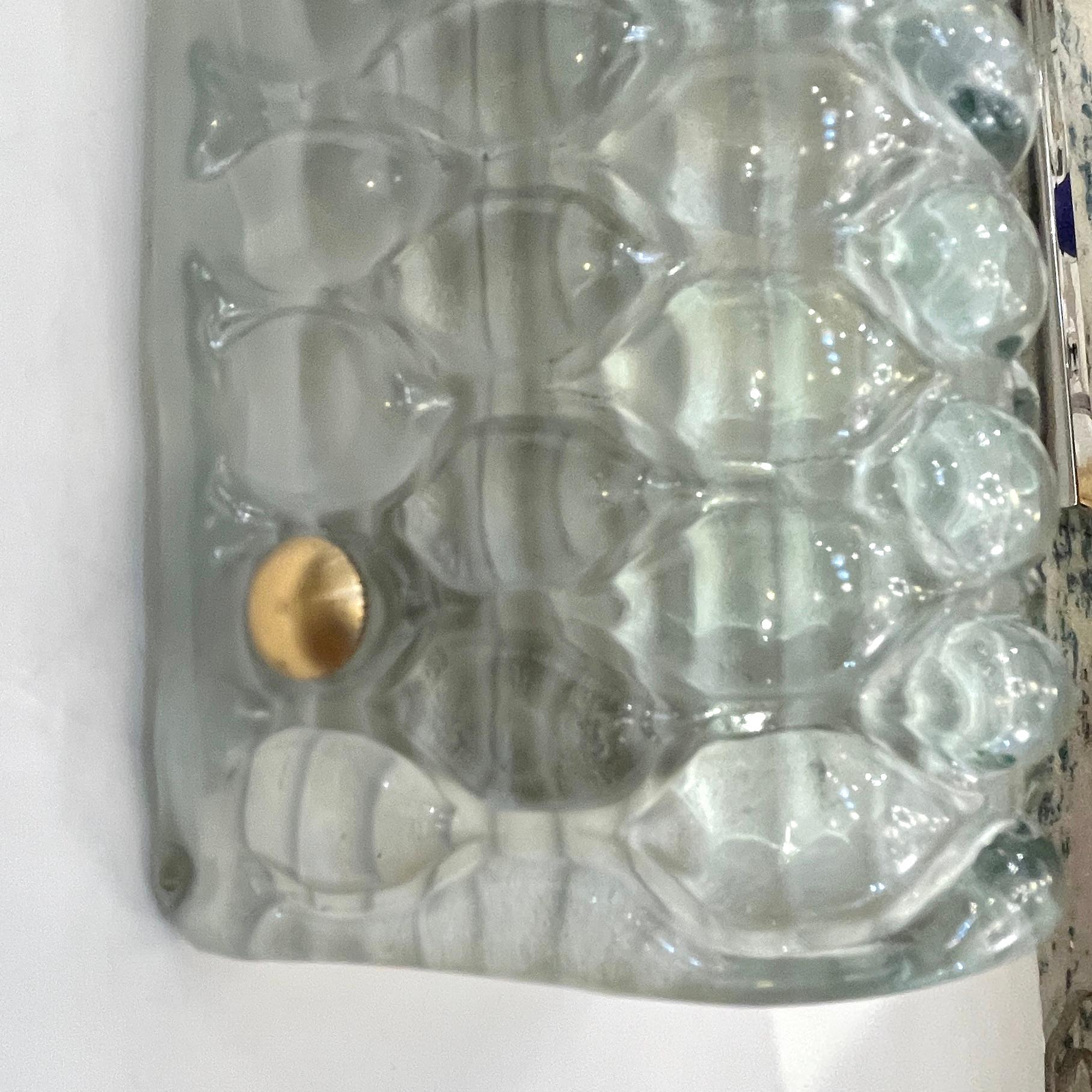 Modernity Italian Fontana Arte Style Aqua Blue Murano Glass Brass Bubble Sconces (Appliques à bulles en verre de Murano) en vente 1