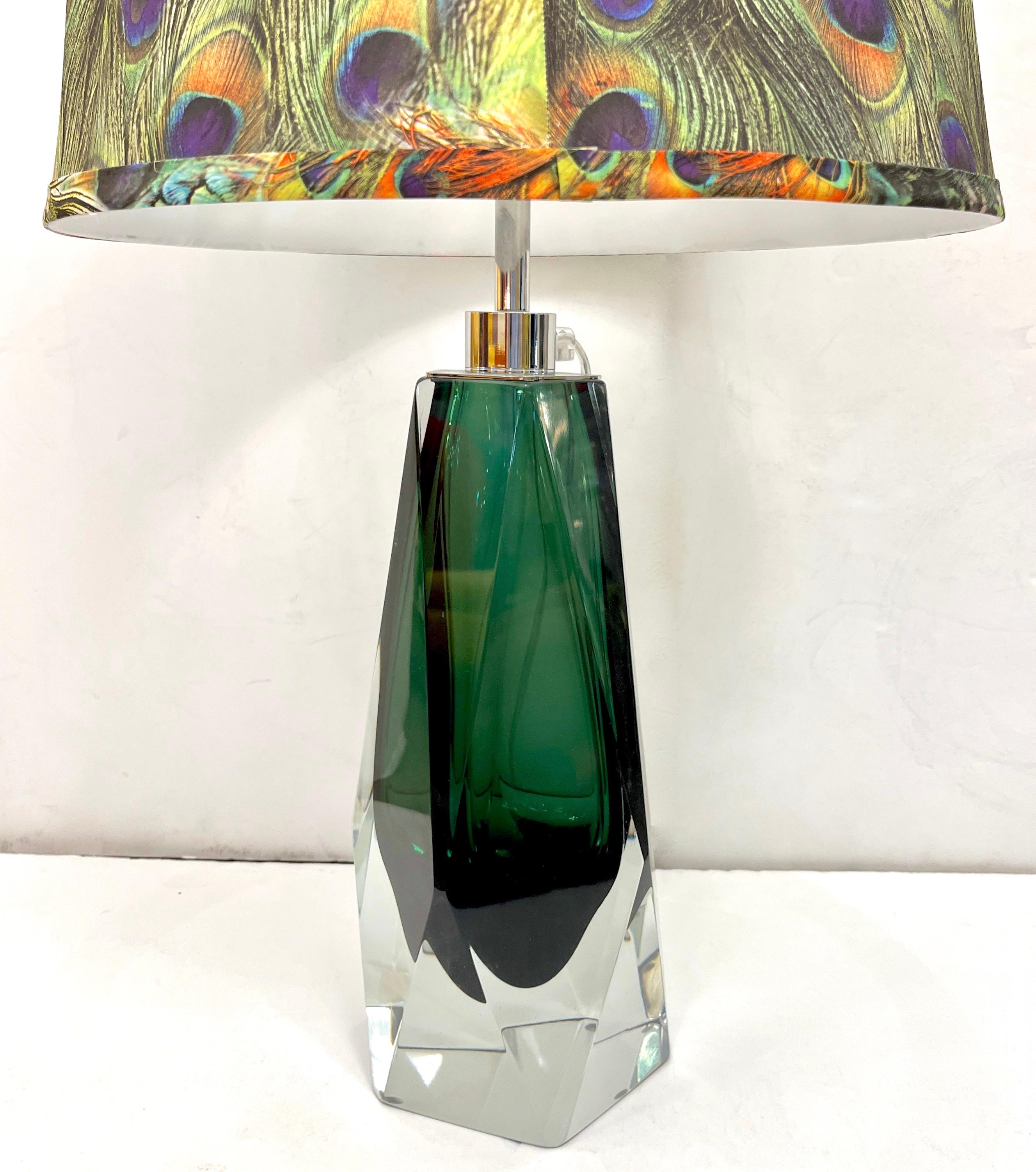 Contemporary Italian Forest Green Diamond Cut Crystal Murano Glass Table Lamps For Sale 4