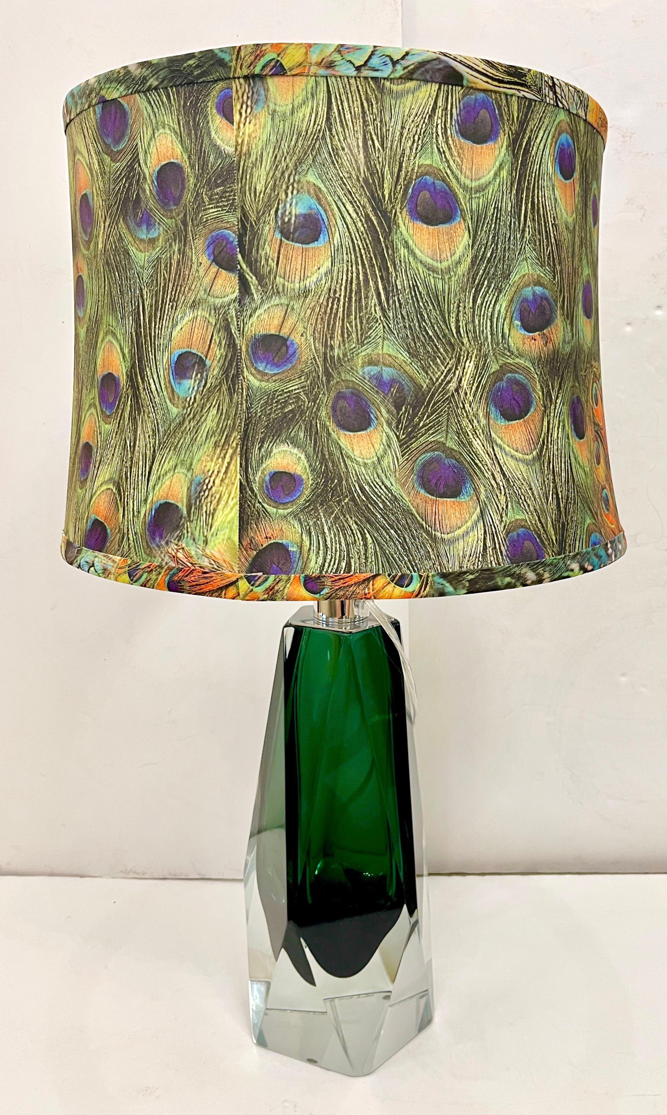 Lámparas de sobremesa italianas contemporáneas de cristal de Murano tallado en diamante verde bosque en venta 4