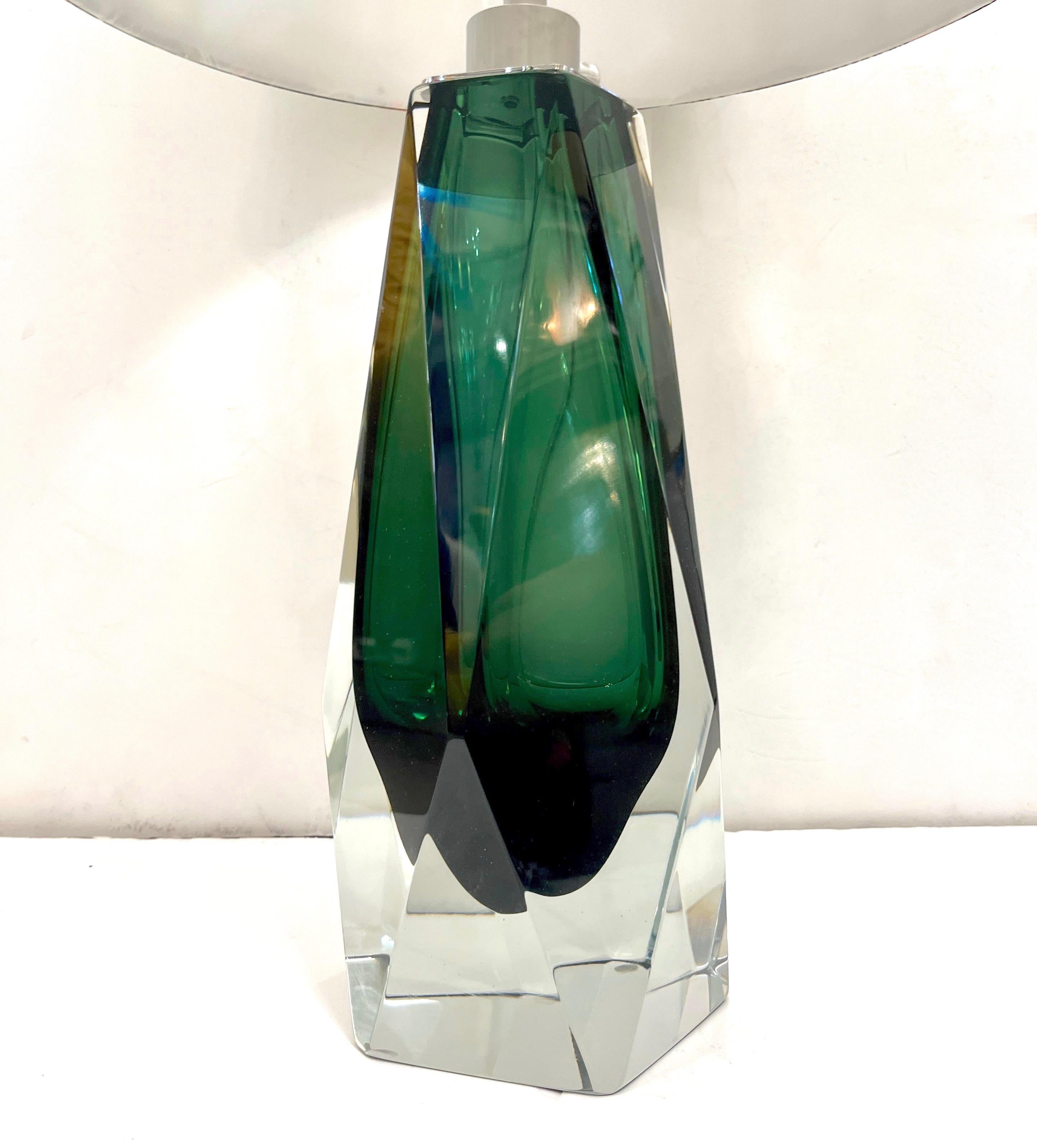 Organic Modern Contemporary Italian Forest Green Diamond Cut Crystal Murano Glass Table Lamps For Sale