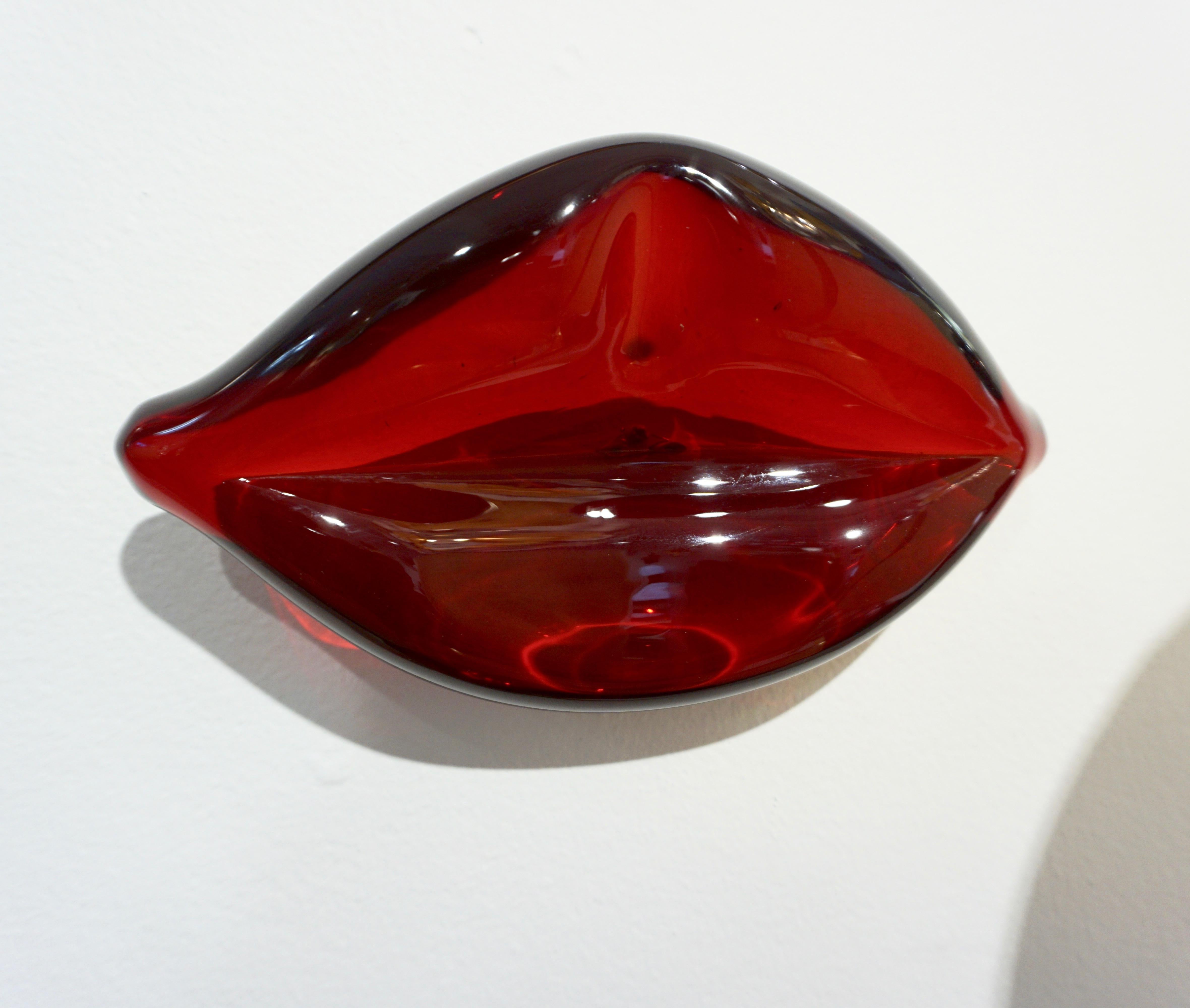 Contemporary Italian Fun Blown Murano Glass Red Lips Wall Art Sculpture In New Condition In New York, NY