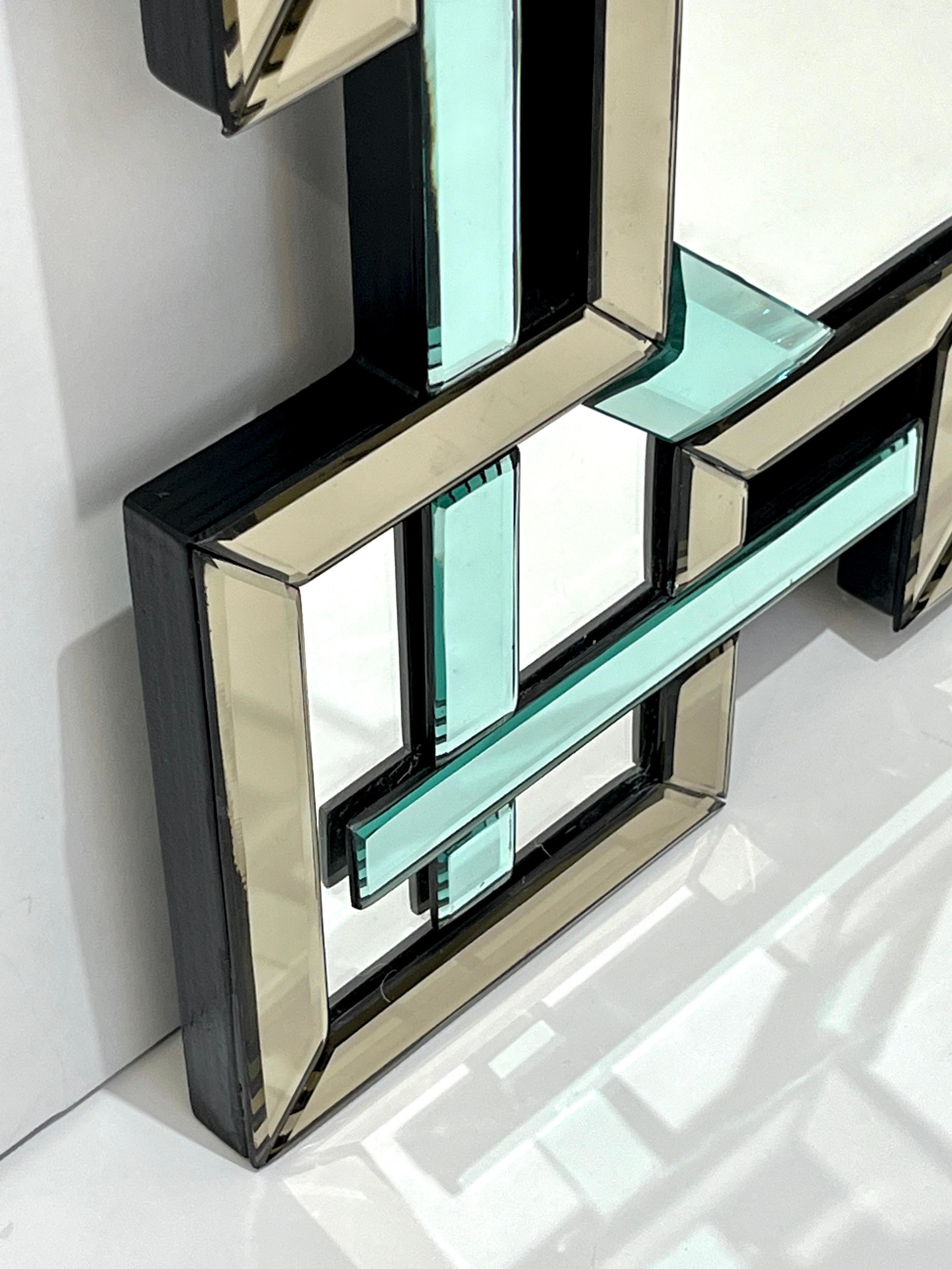 Contemporary Italian Geometric Murano Glass Mirror with Aqua Green Ribbon Decor In Excellent Condition For Sale In New York, NY