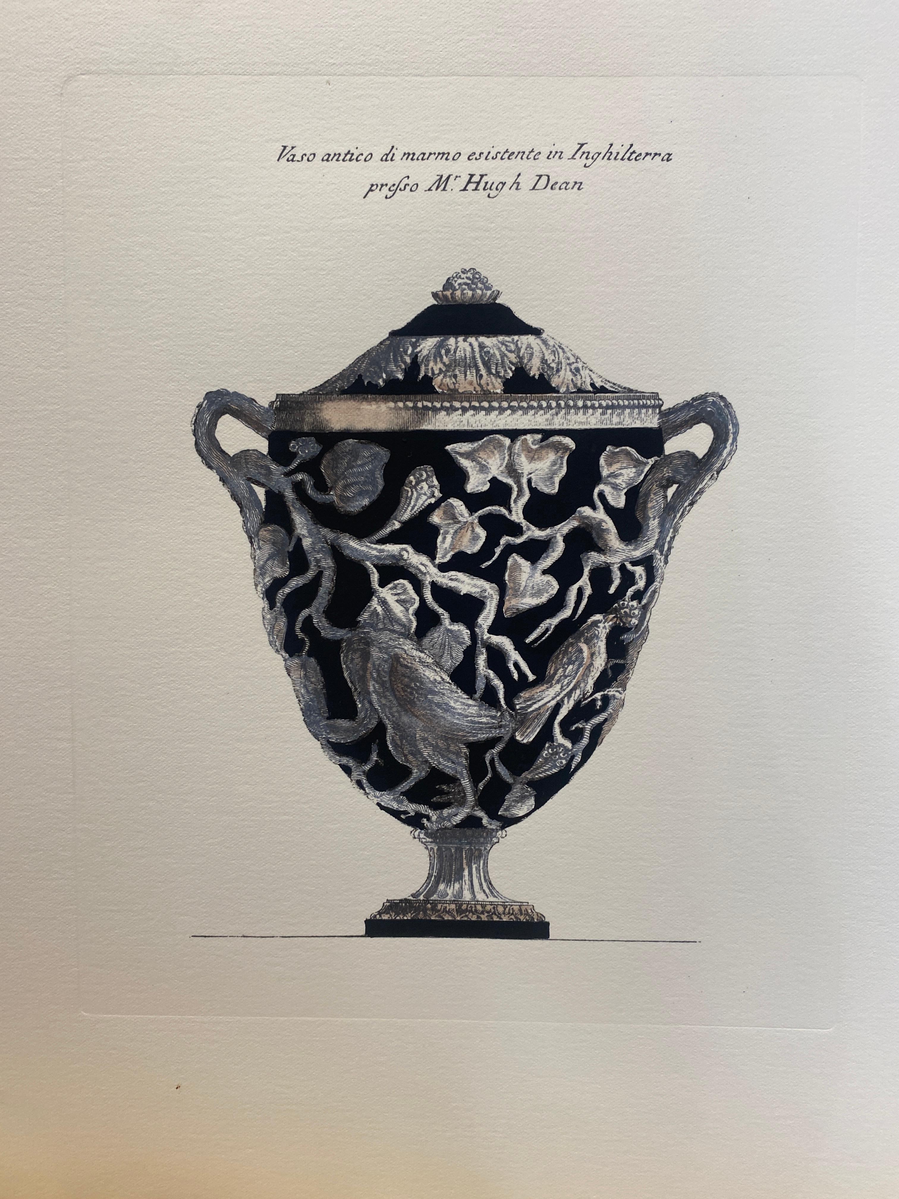 Contemporary Italian Hand Coloured Antique English Mansions Vase Print 3 of 5 (Neoklassisch) im Angebot