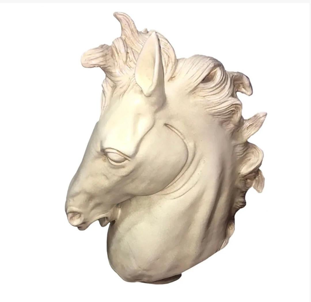 Escultura italiana contemporánea de cabeza de caballo Italiano en venta