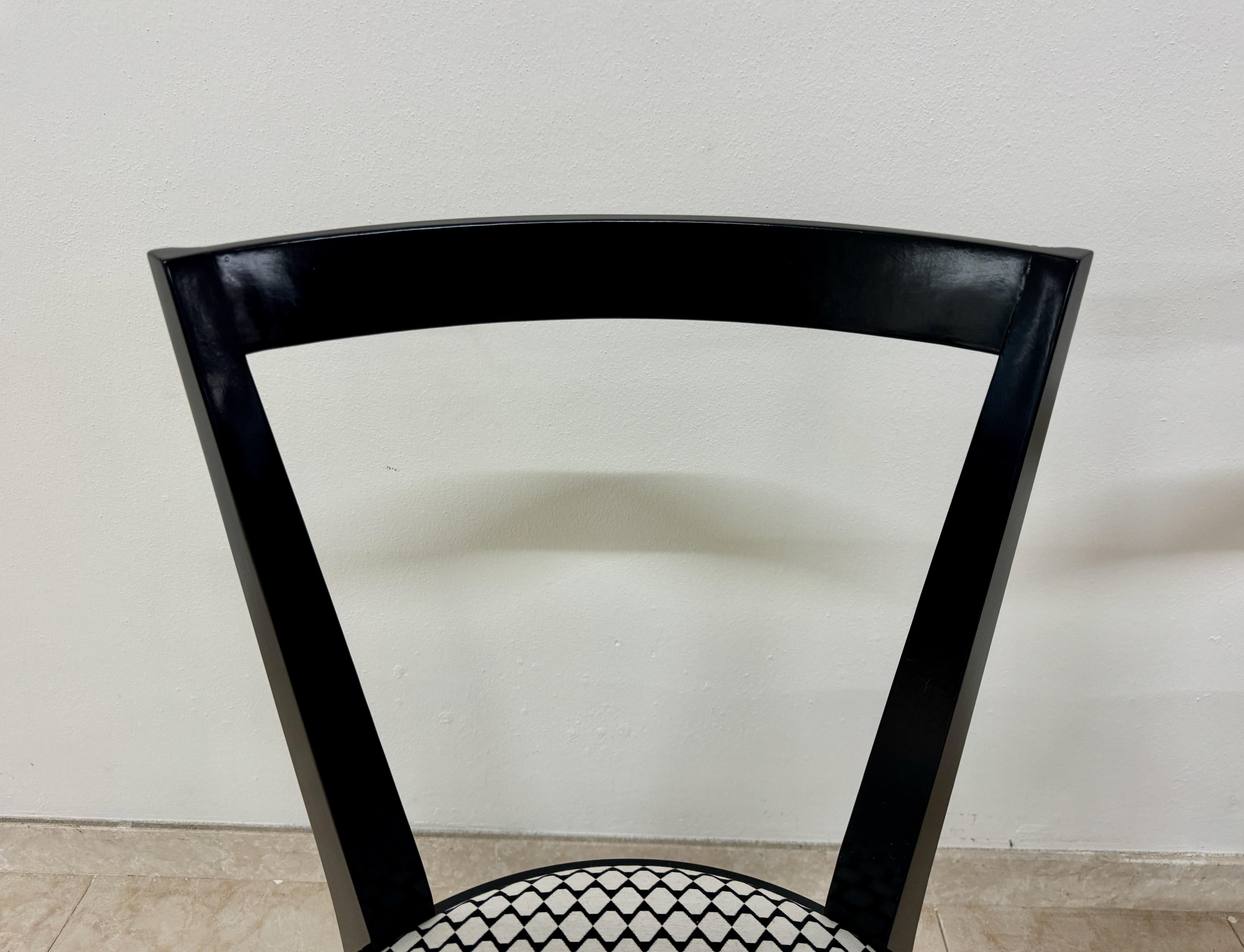 Contemporary Italian Made Mid Century Style Dining Chairs In New Condition For Sale In London, London