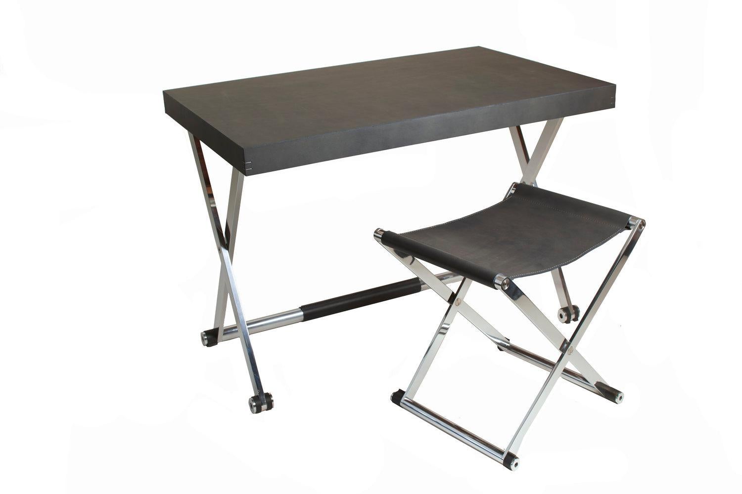 Contemporary Italian Manifesto Leather and Chrome Desk and Stool In New Condition For Sale In Aspen, CO
