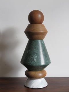 Zeitgenössische italienische Marmor- und Holzskulptur, Blumenvase „iTotem“