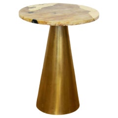 Table d'appoint italienne contemporaine en marbre avec base en laiton