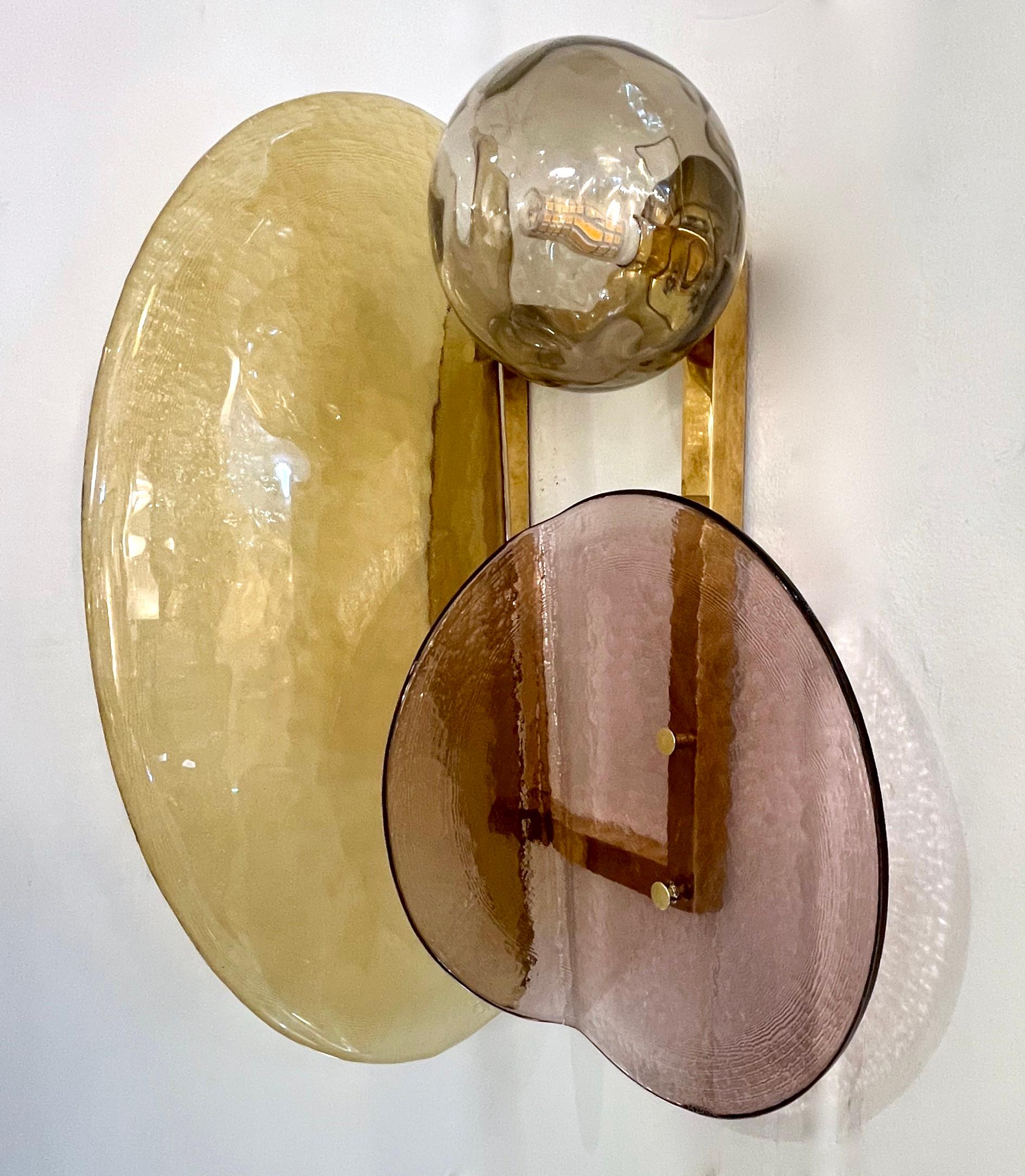 Contemporary Italian Mauve Plum Amber Murano Glass Post-Modern Gold Brass Sconce For Sale 1