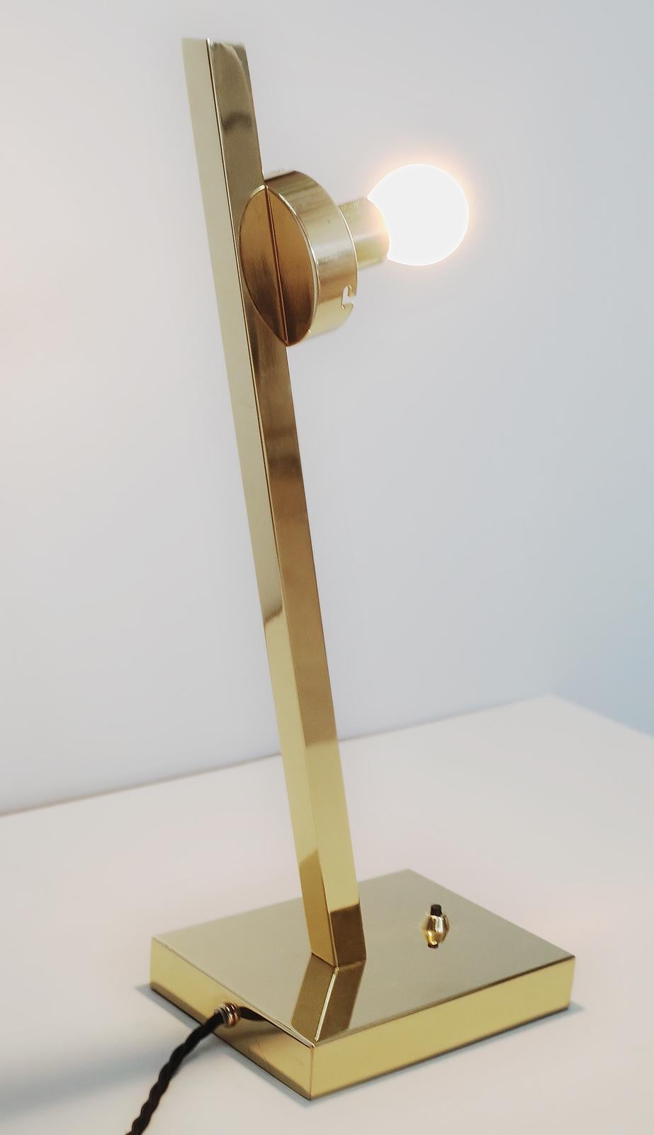 Contemporary Italian Minimalist Geometric White Alabaster Offset Brass Lamp 5
