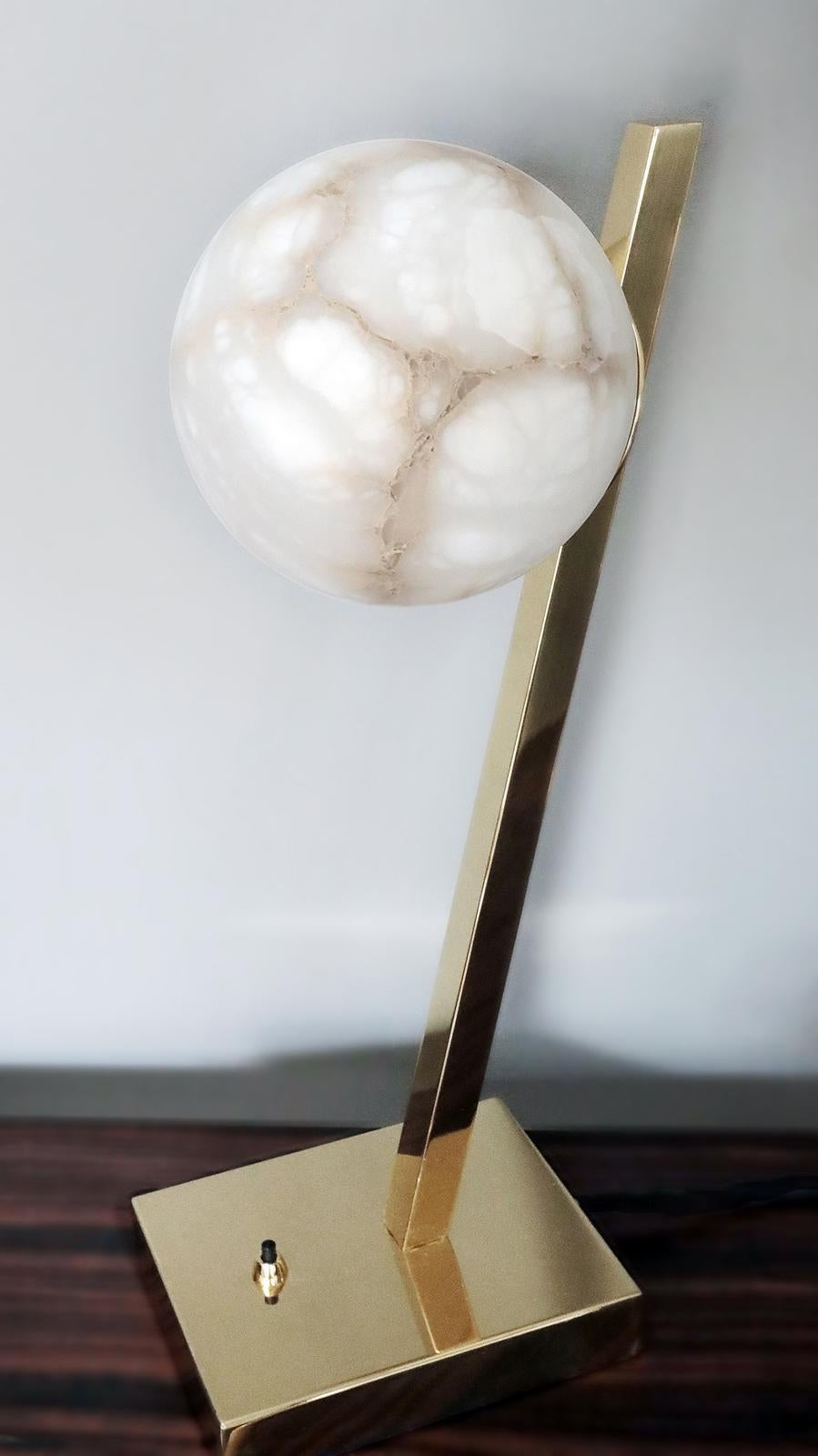 Contemporary Italian Minimalist Geometric White Alabaster Offset Brass Lamp 3