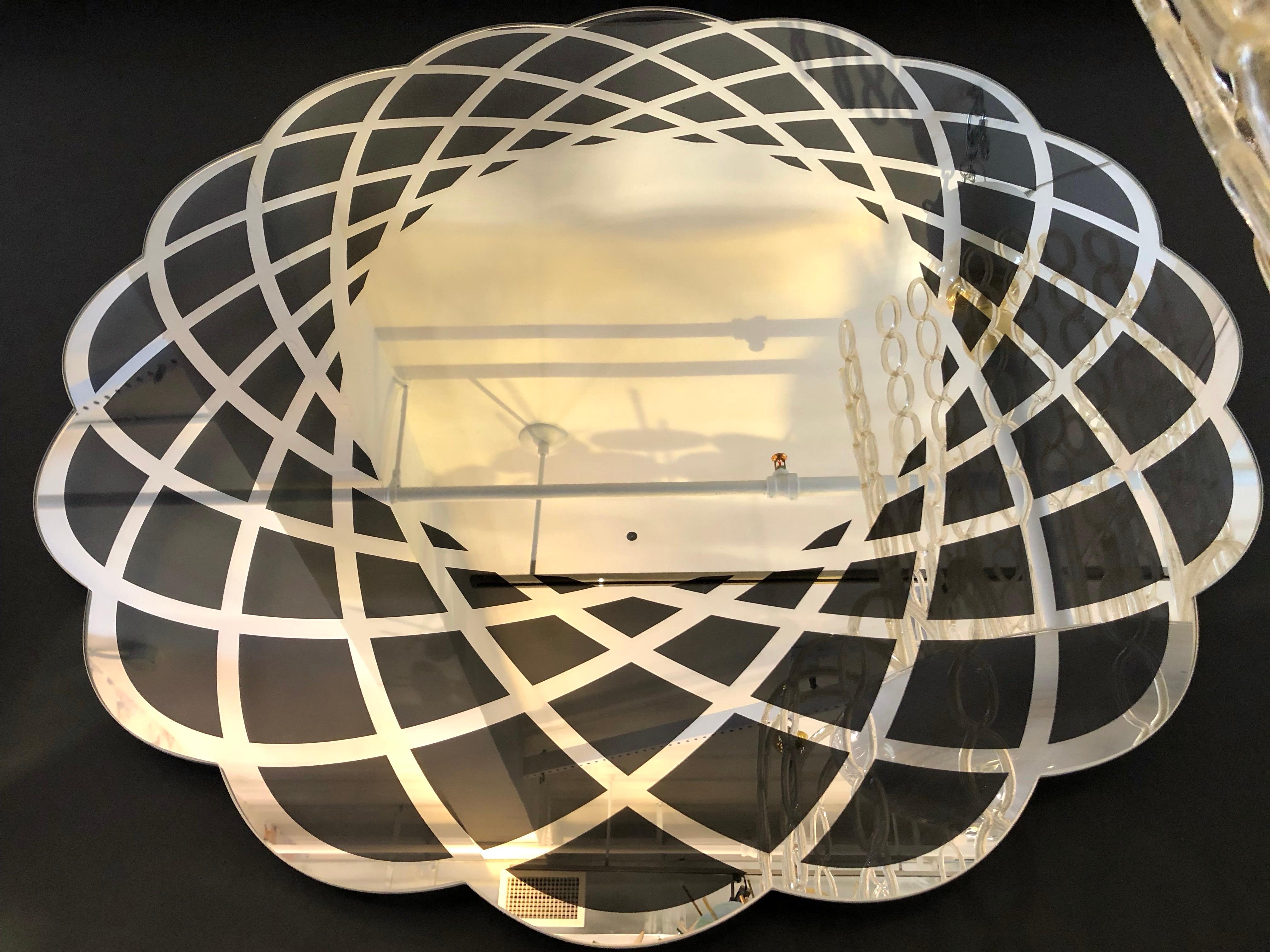 Contemporary Italian Minimalist Lace Decor Scalloped Round Mirror with Light For Sale 4