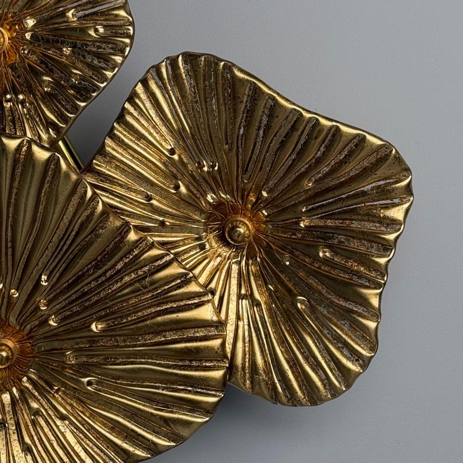 Contemporary, Italian Modern, Flower Sconces, Murano Glass, Gold Leaf, Brass For Sale 7