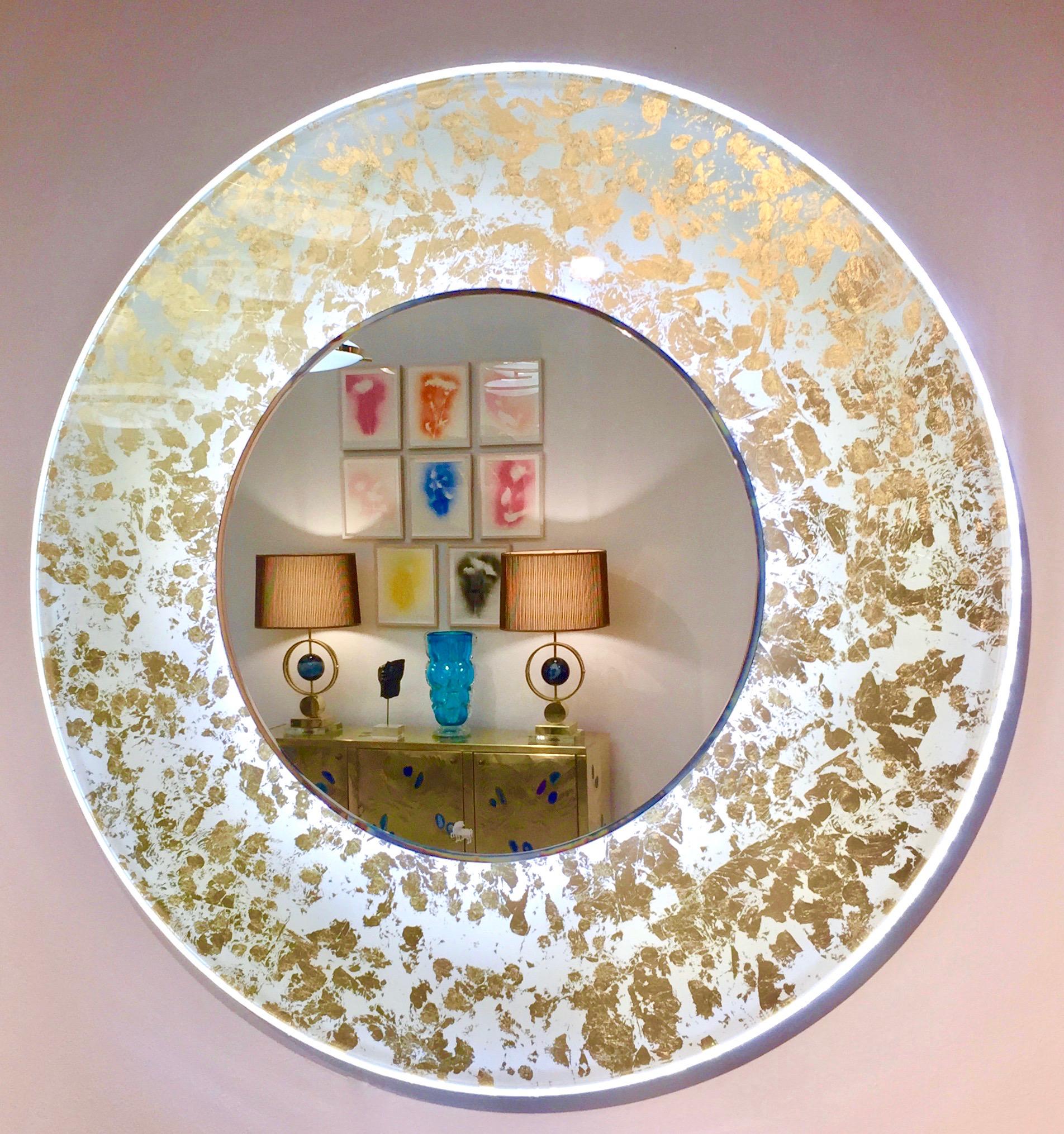 Glass Contemporary Italian Organic Modern Ivory White and Gold Leaf Round Lit Mirror For Sale