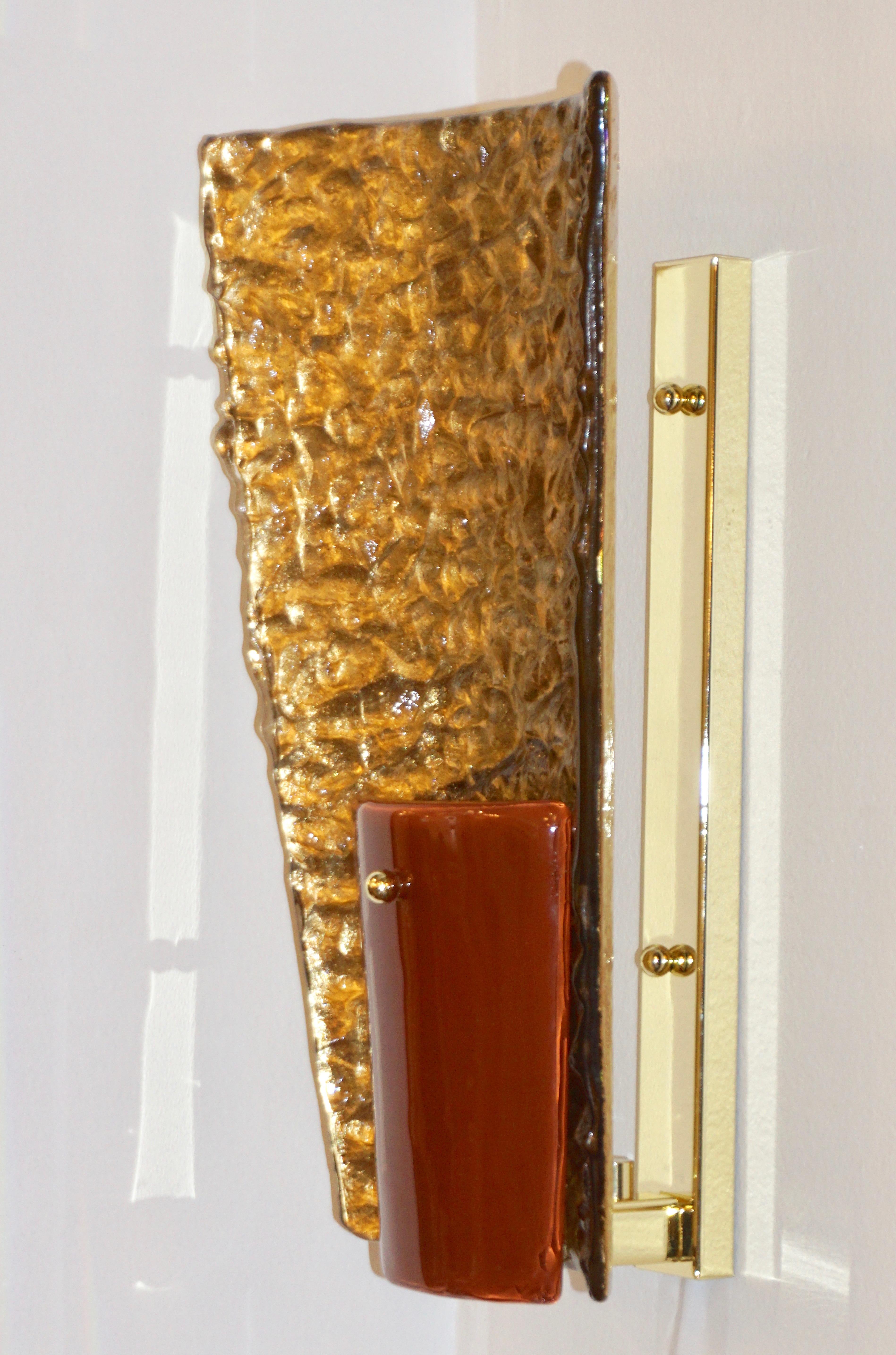 Paire d'appliques organiques italiennes contemporaines en or et en verre de Murano de couleur ambre/orange en vente 5