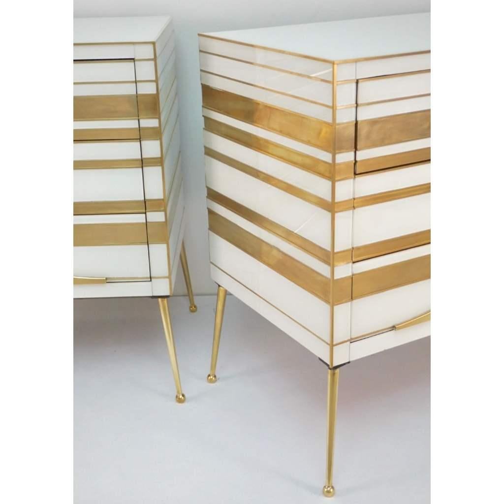 Contemporary Italian Pair of Gold Brass and White Cream Glass Chests Side Tables In New Condition In New York, NY