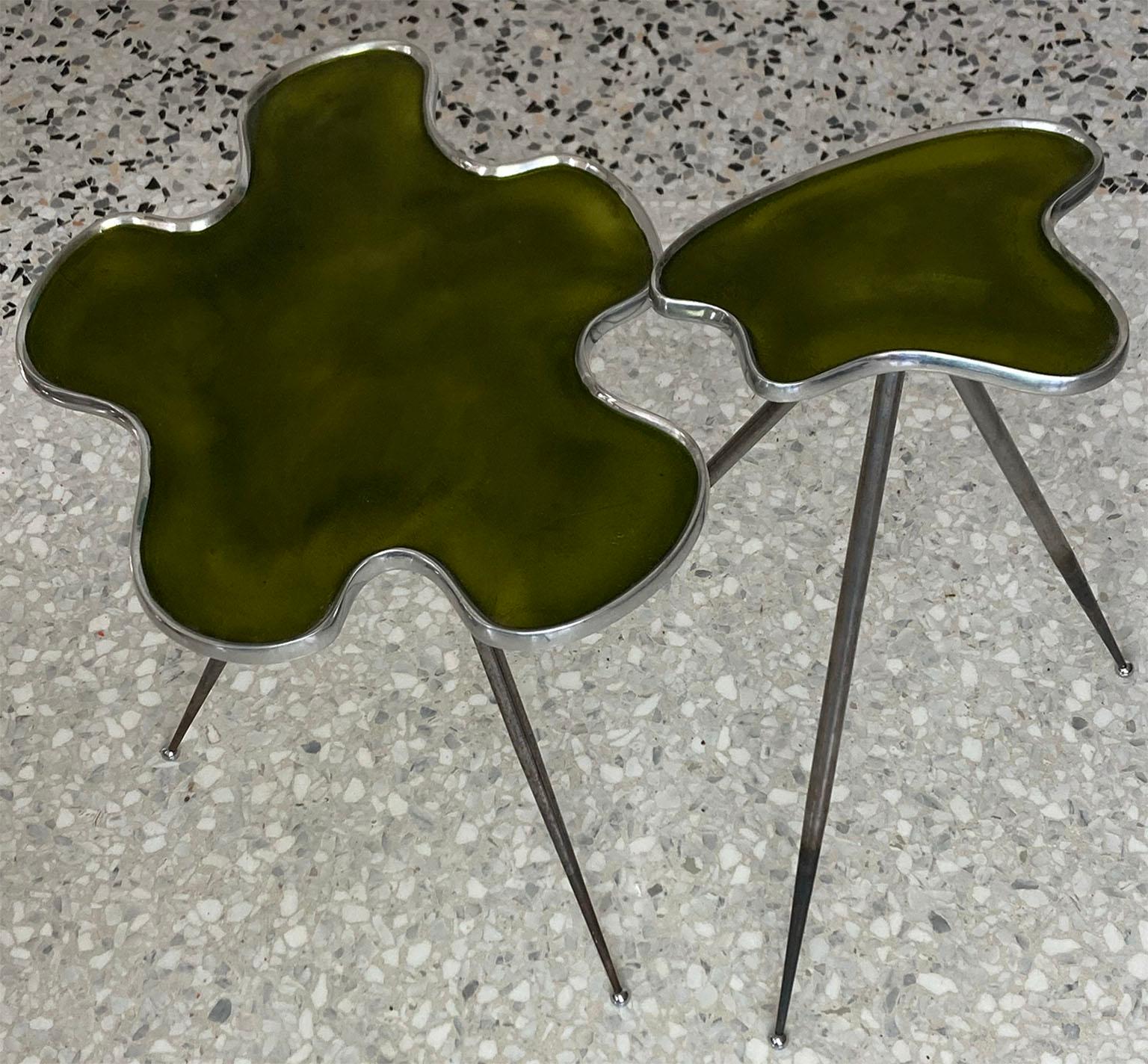 Cold-Painted Contemporary Italian Pair of Side Tables with Glossy Green Top on Tripod Leg