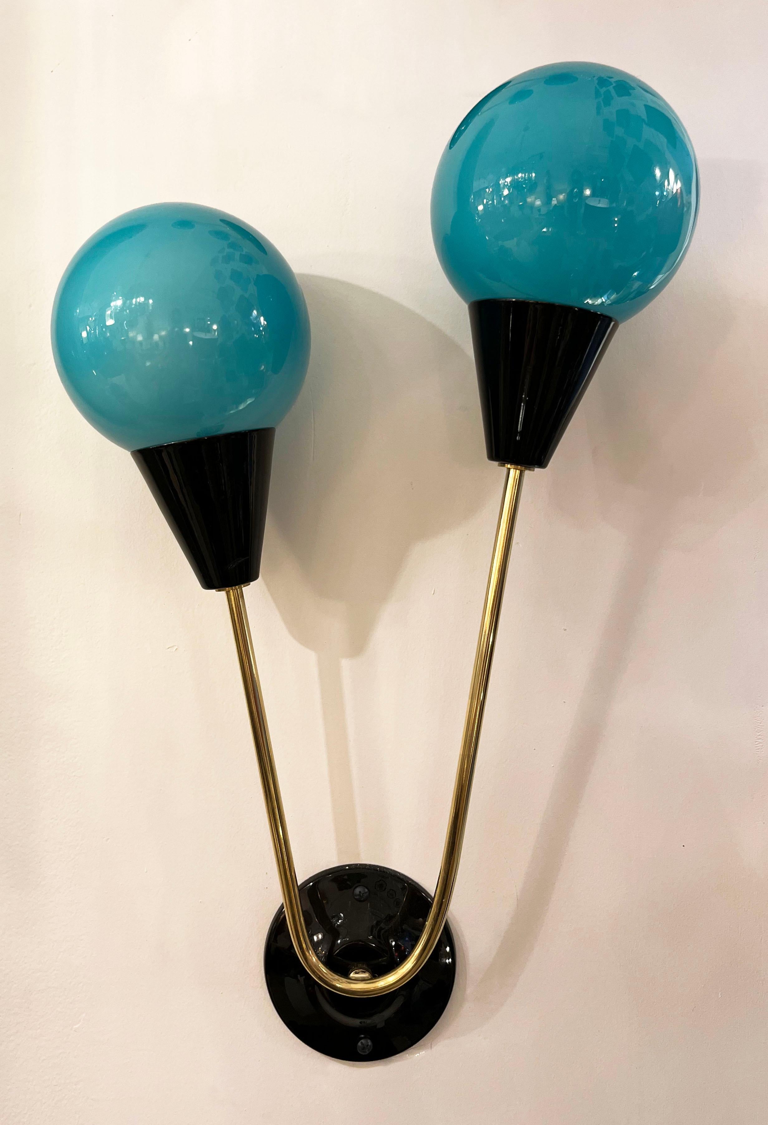 Contemporary Italian Pair of Two Globe Turquoise Blue Murano Glass Brass Sconces For Sale 5