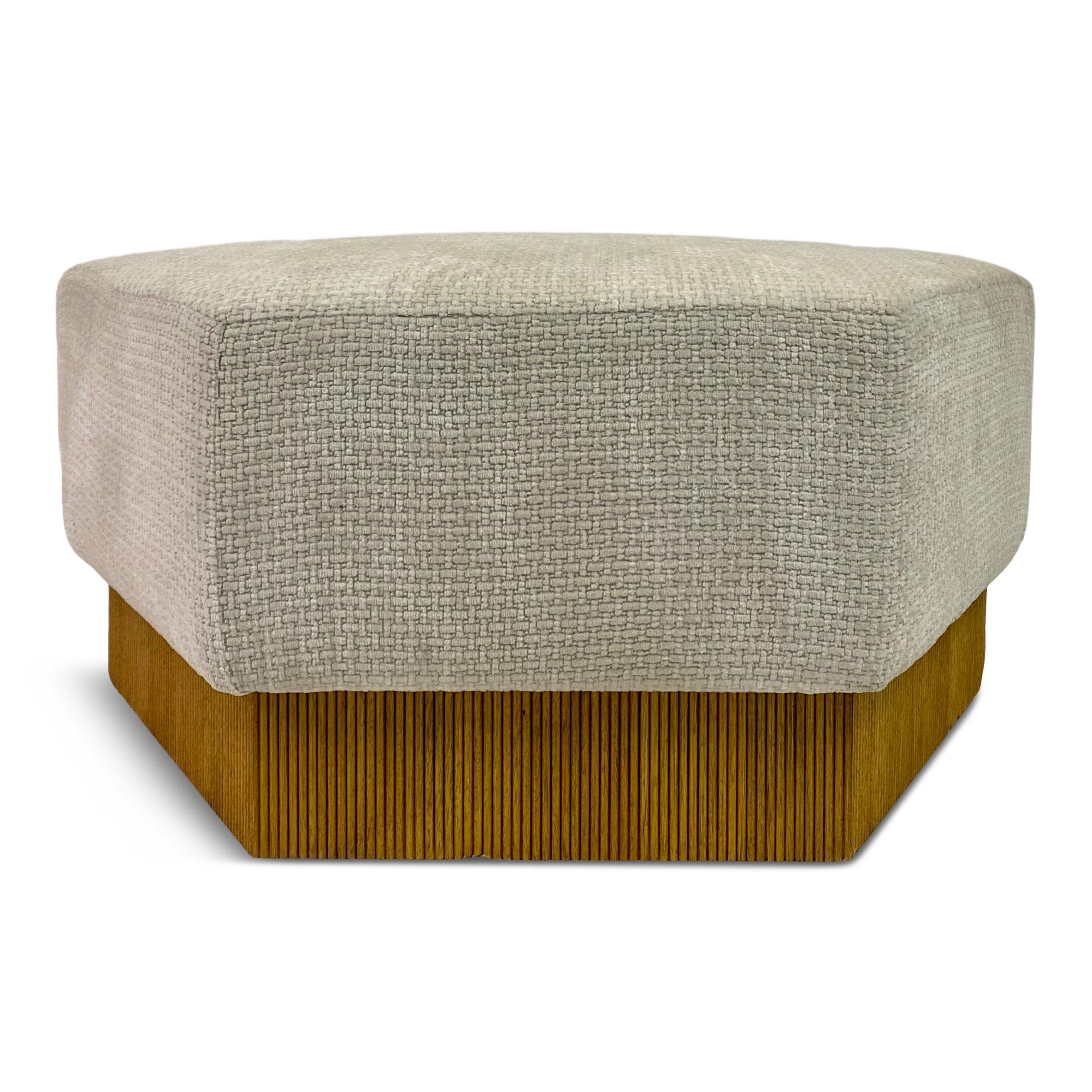 Stool

Pentagonal

Reed bamboo base

Upholstered top

Made to order and upholstered in choice of fabric

One in stock

Italy

