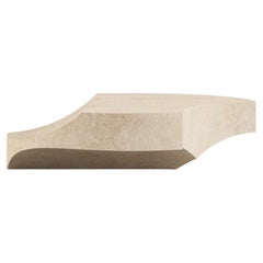 Mesa de centro redonda Scolpito de piedra caliza arenisca italiana contemporánea