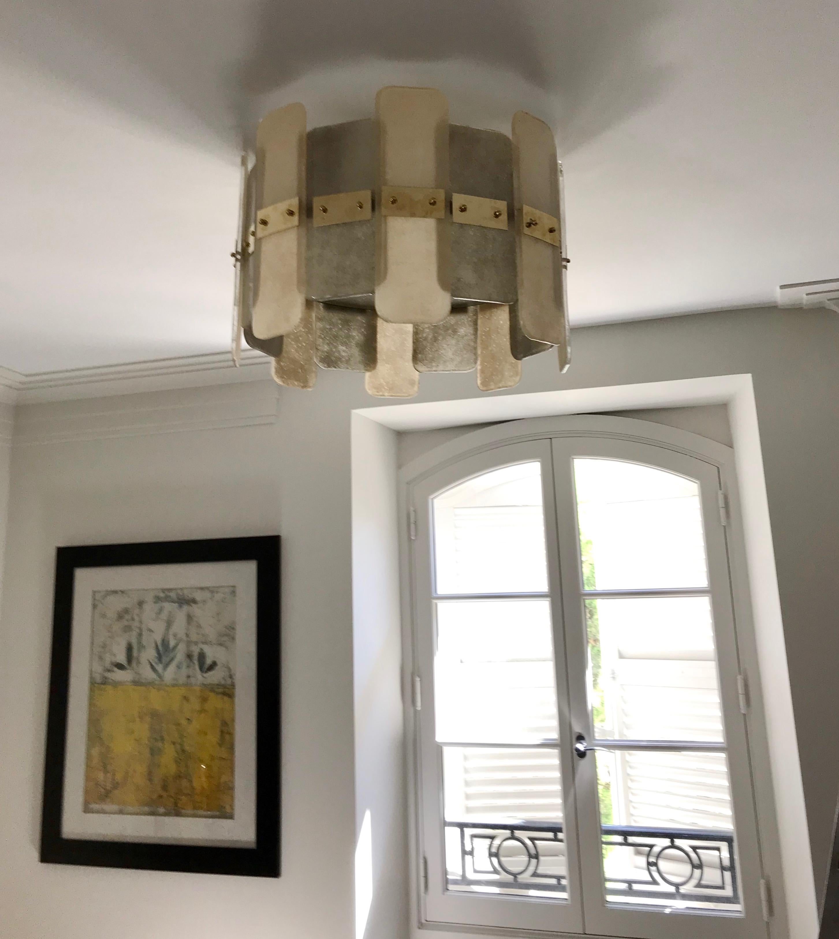 Contemporary Italian Scavo Gray Ivory Murano Glass Organic Flushmount Chandelier For Sale 8