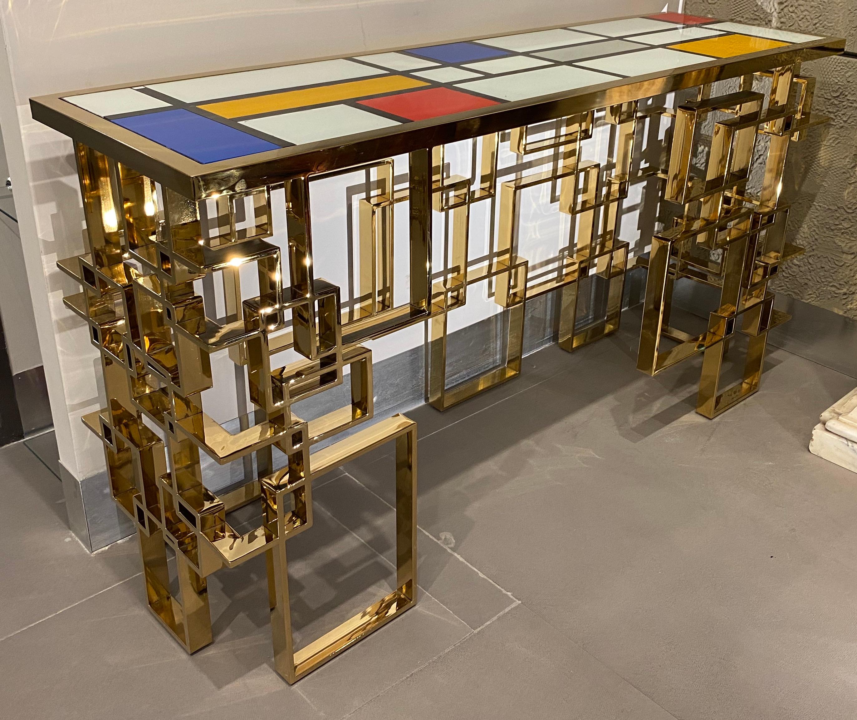 Zeitgenössischer italienischer skulpturaler Konsolentisch aus Messing und Glasplatte im Angebot 13