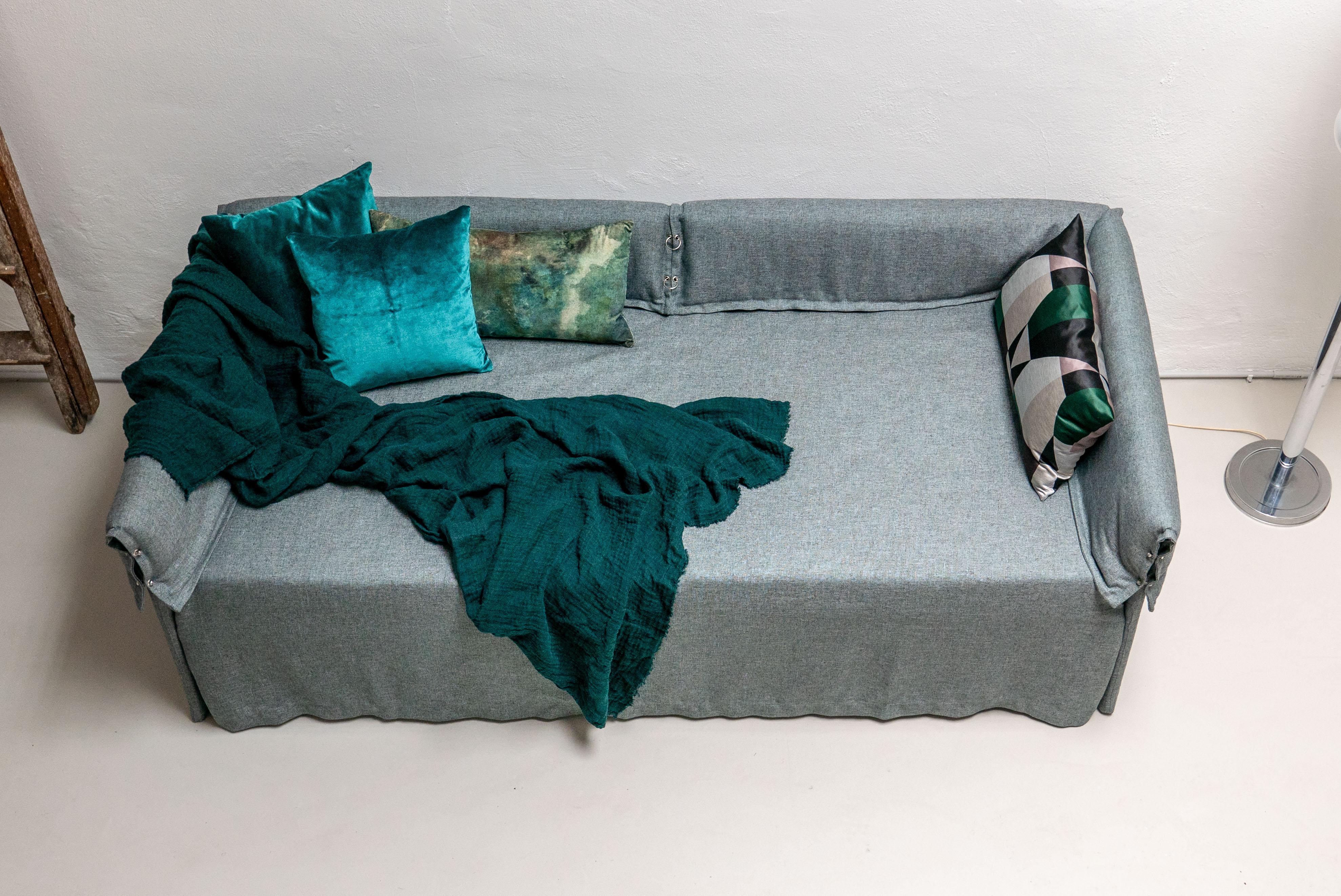 Contemporary Italian Sofa Bed by Spinzi, Green Fabric Upholstery, Bolts Details In Excellent Condition For Sale In Milano, IT