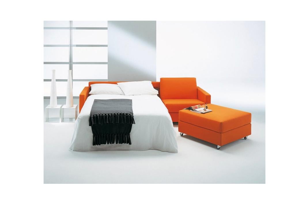 Zeitgenössisches italienisches Schlafsofa mit Stauraum, Made in Italy, Neu (Moderne) im Angebot