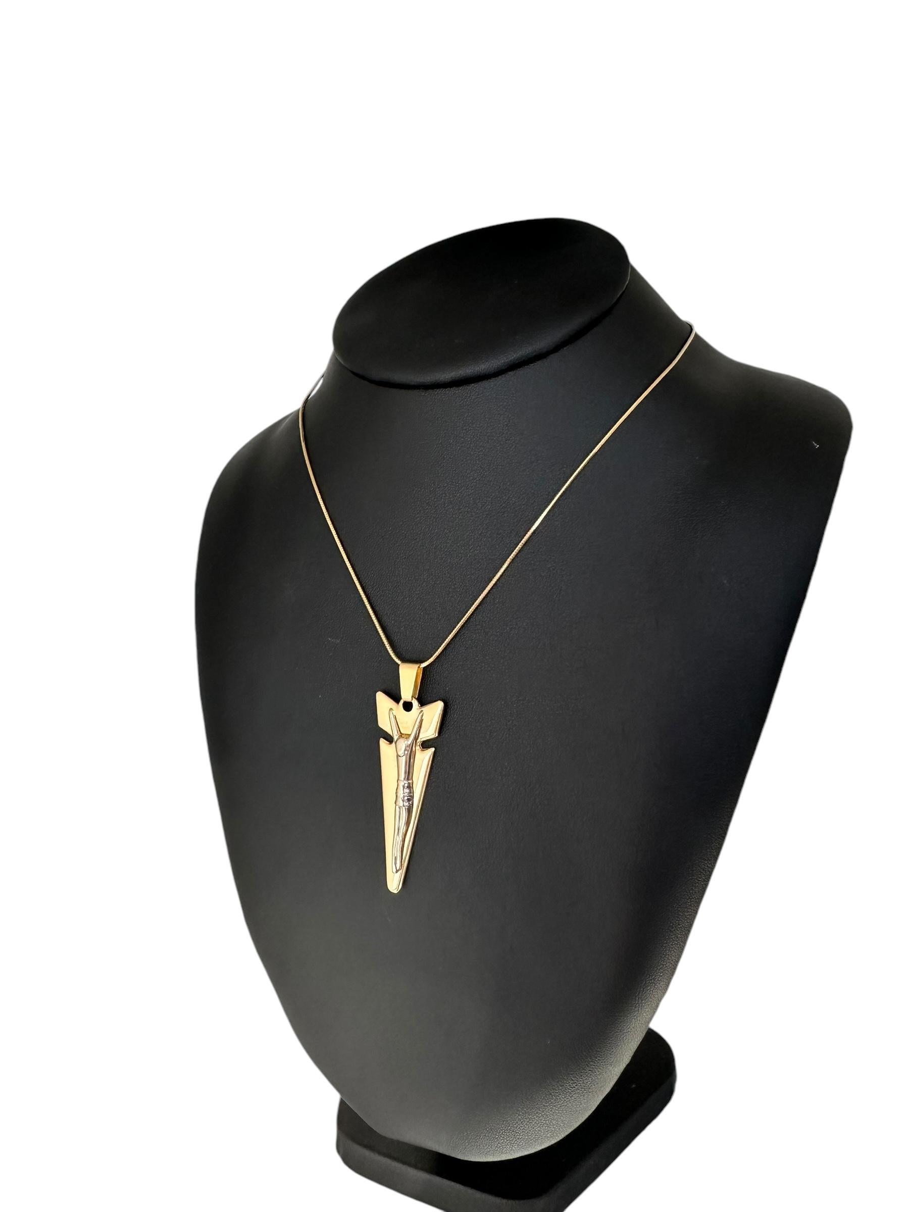 Contemporary Italian Yellow and White Gold Crucifix In Good Condition For Sale In Esch sur Alzette, Esch-sur-Alzette