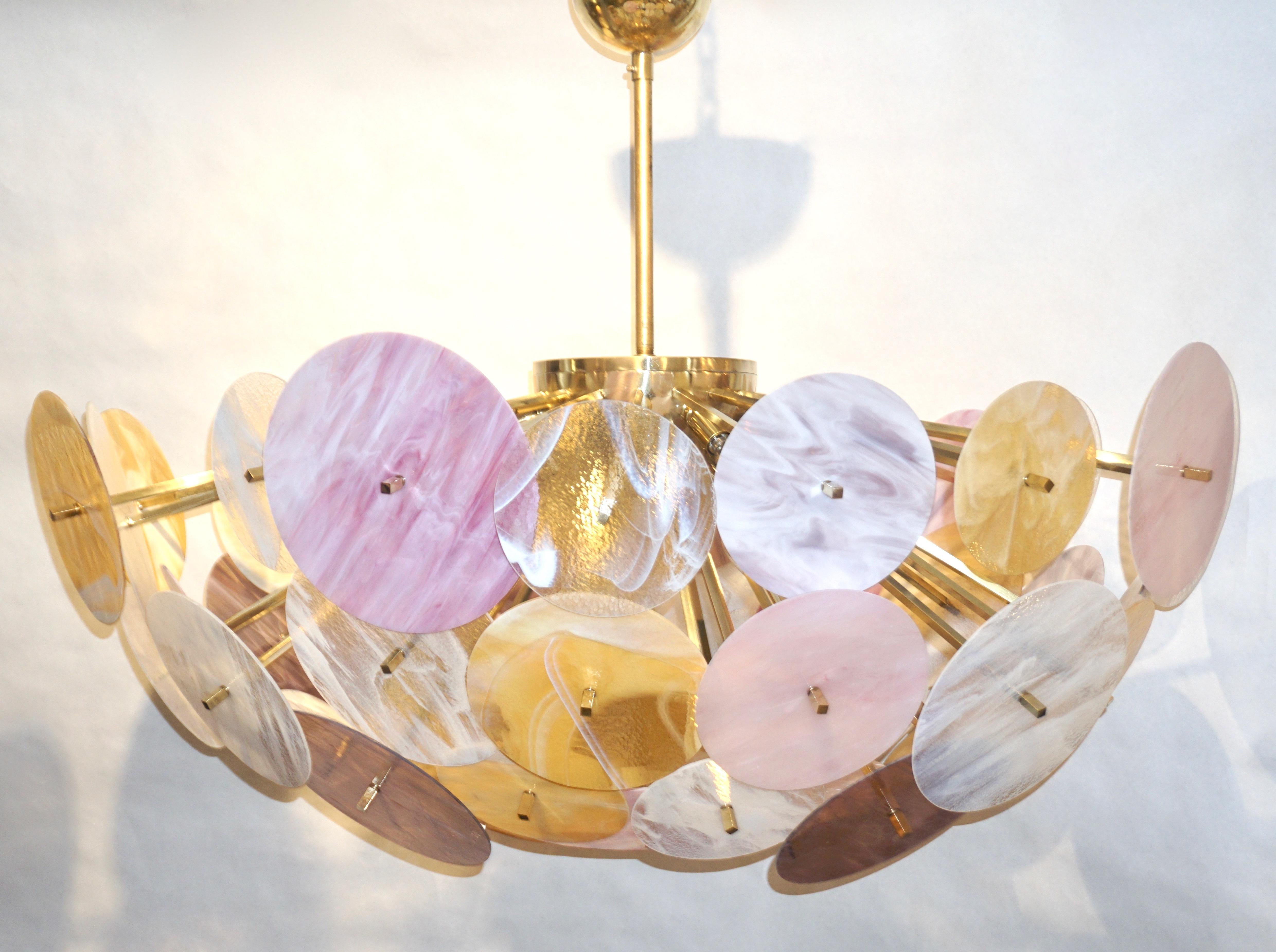 Zeitgenössische italienische Gelb Weiß Rose Rosa Murano Glas Oval Sputnik Flushmount (Organische Moderne) im Angebot