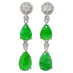 Pendientes Contemporáneos de Gota de Jade y Diamante en Oro Blanco de 18 Kilates
