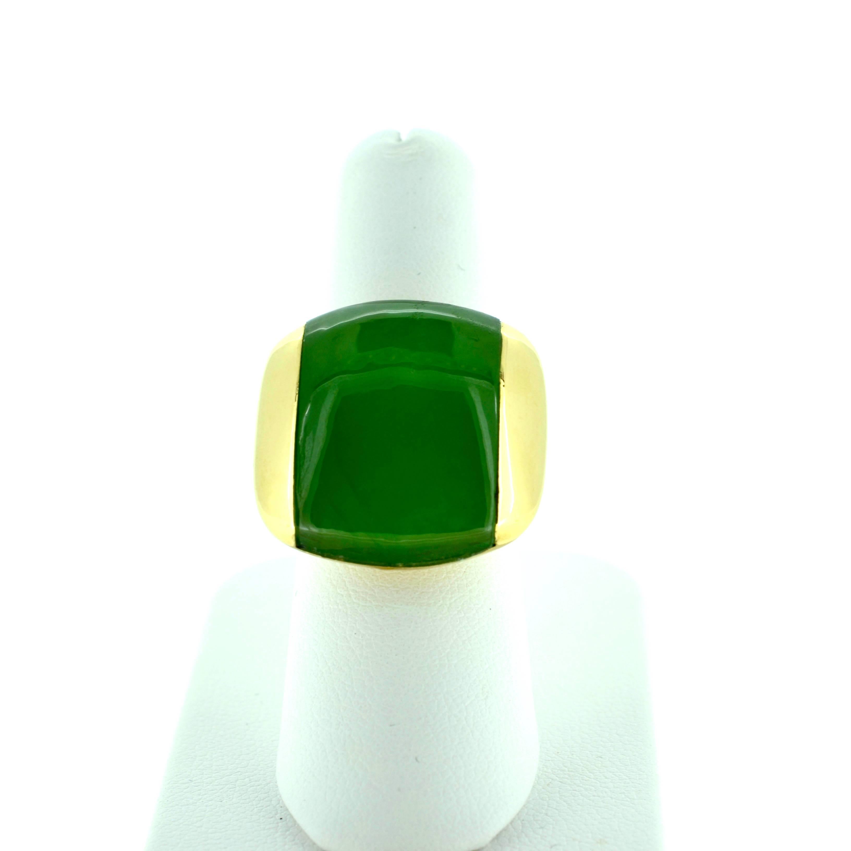 Contemporary Jadeite Gold Ring For Sale 5