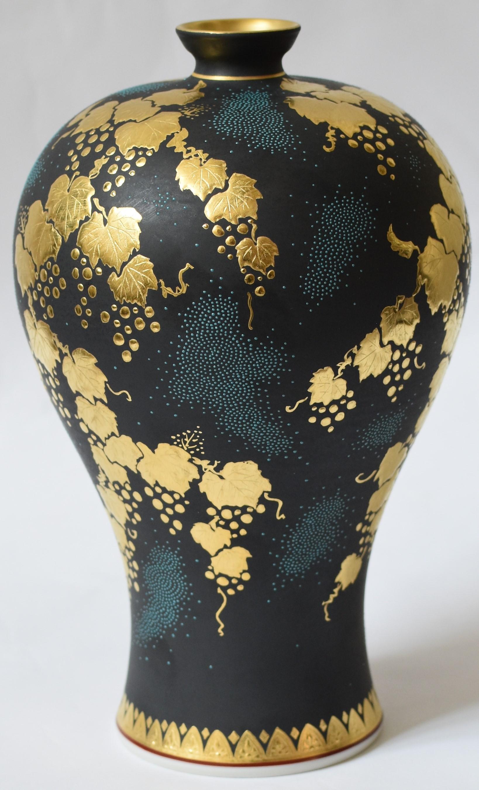 Meiji Japanese Contemporary Blue Black Gold Porcelain Vase by Master Artist, 2 For Sale