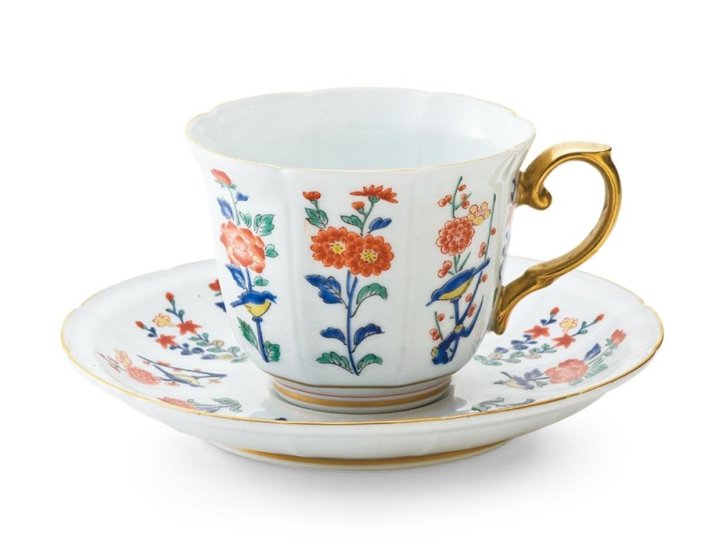 Contemporary Japanese Gilded Blue Red Hand Painted Porcelain Cup and Saucer In New Condition In Takarazuka, JP