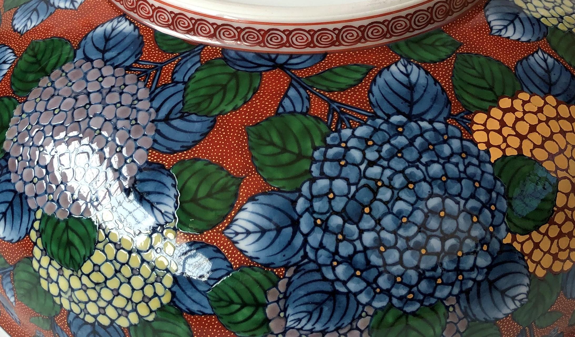 Contemporary Japanese Blue Green Red Porcelain Bowl von Masterly Artist, 2 (Japanisch) im Angebot