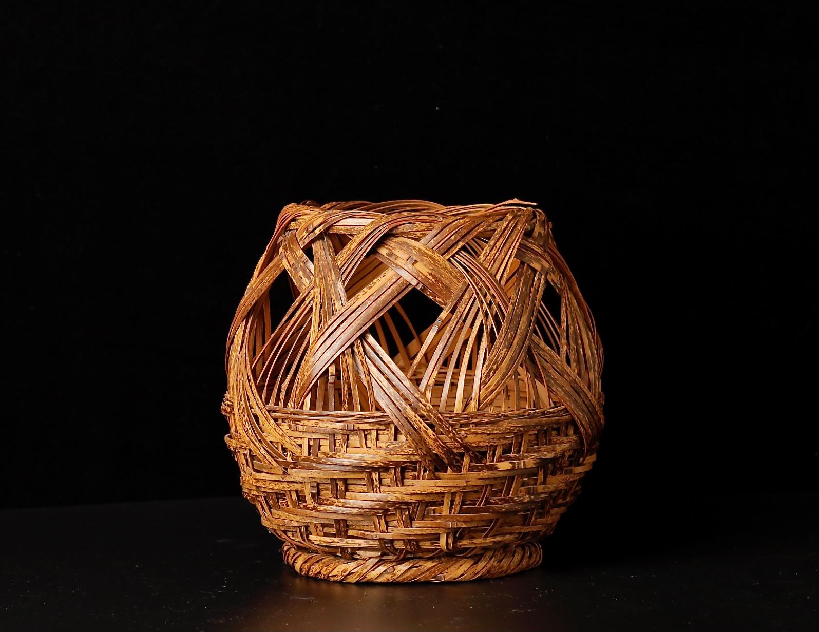 Contemporary Japanese Ikebana Bamboo Basket In Good Condition In Fukuoka, JP