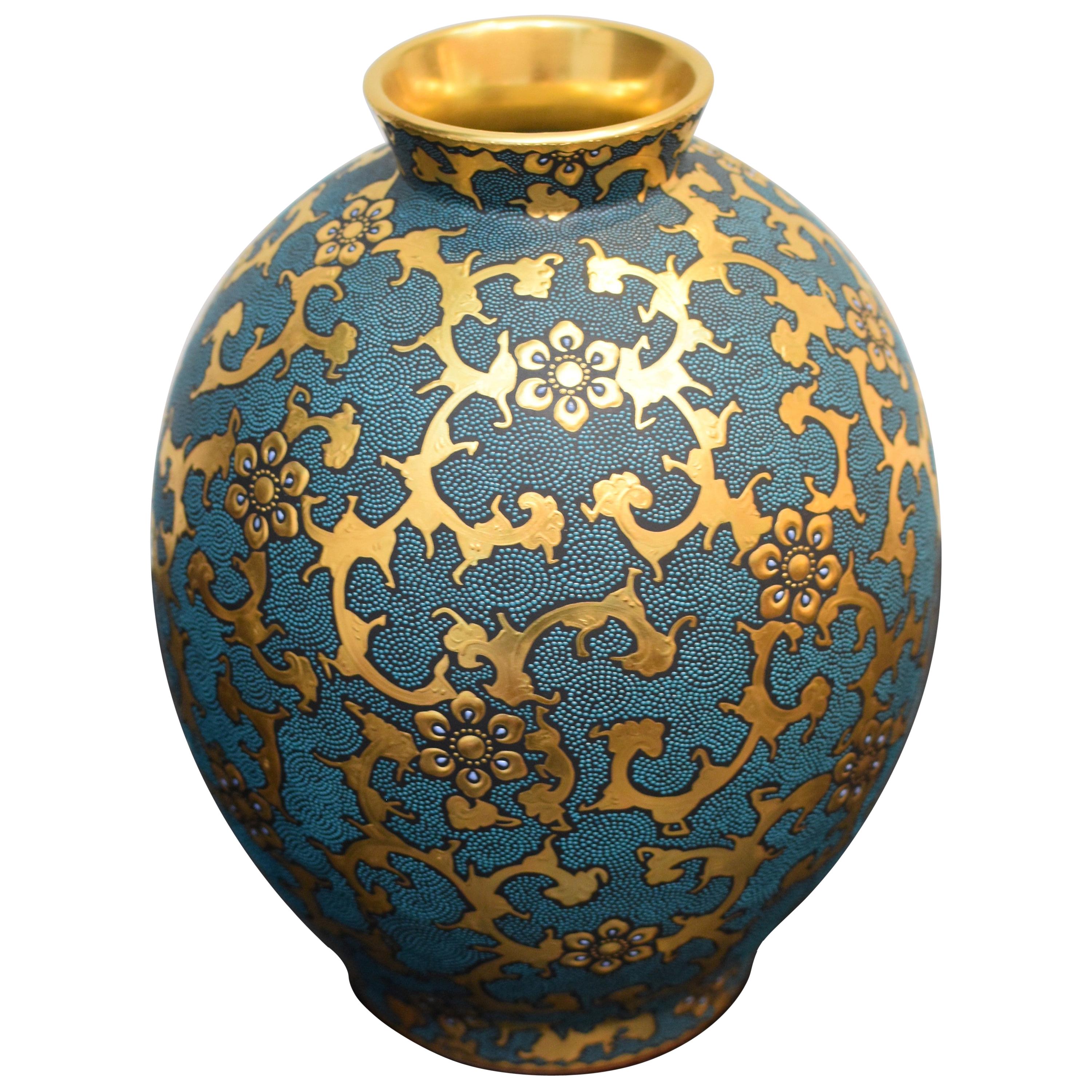 Japanese Pure Gold Blue Porcelain Vase by Contemporary Master Artist