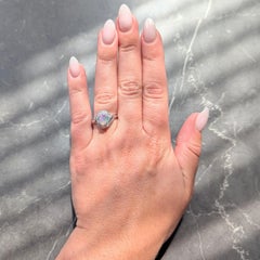 Moderner Bypass-Cluster-Ring aus Platin mit Jelly-Opal und Diamanten in Wirbeloptik