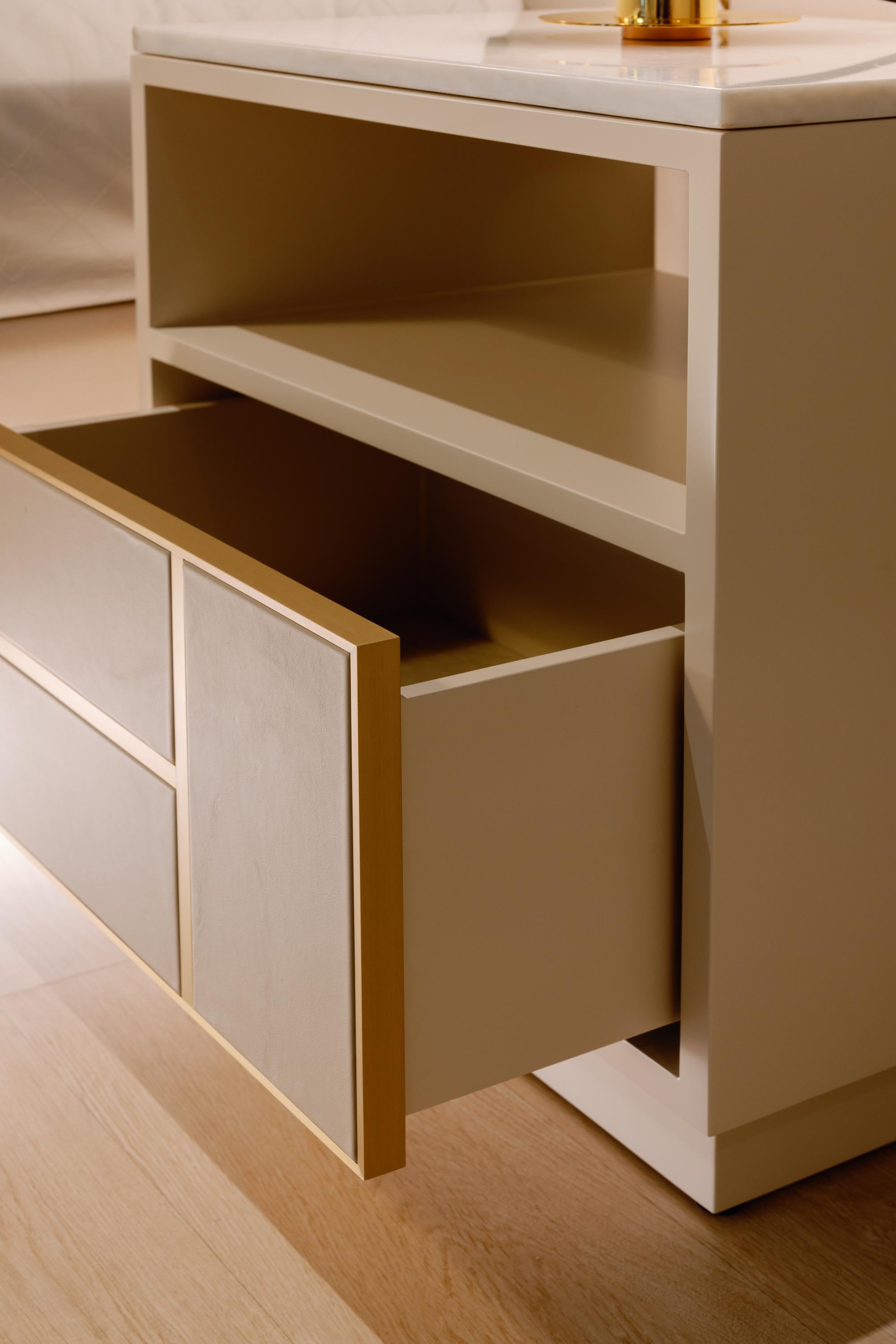 Contemporary Jensen Set/2 Nightstands Bedside Tables, Marble, By Greenapple en venta 3