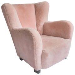 Contemporary Jolene Armchair in Pink Sheepskin Midcentury Scandinavian Inspired