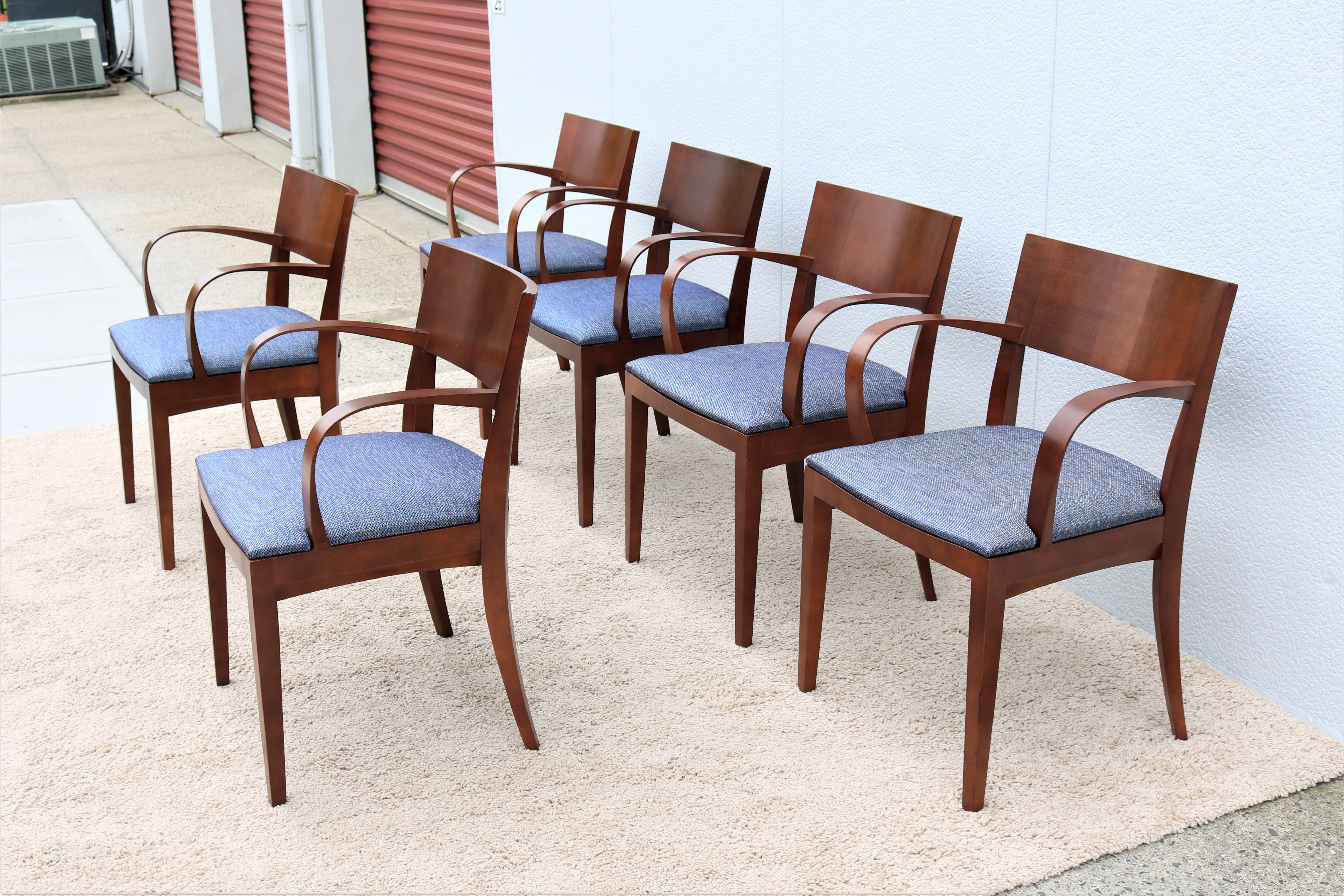 The Crinion wood side chair is elegant with soft lines and pleasing proportions.
The well-constructed frame and ribbon-candy arms are engaging from every angle.
Great for home dining room or guest reception areas and private office.

Please note the